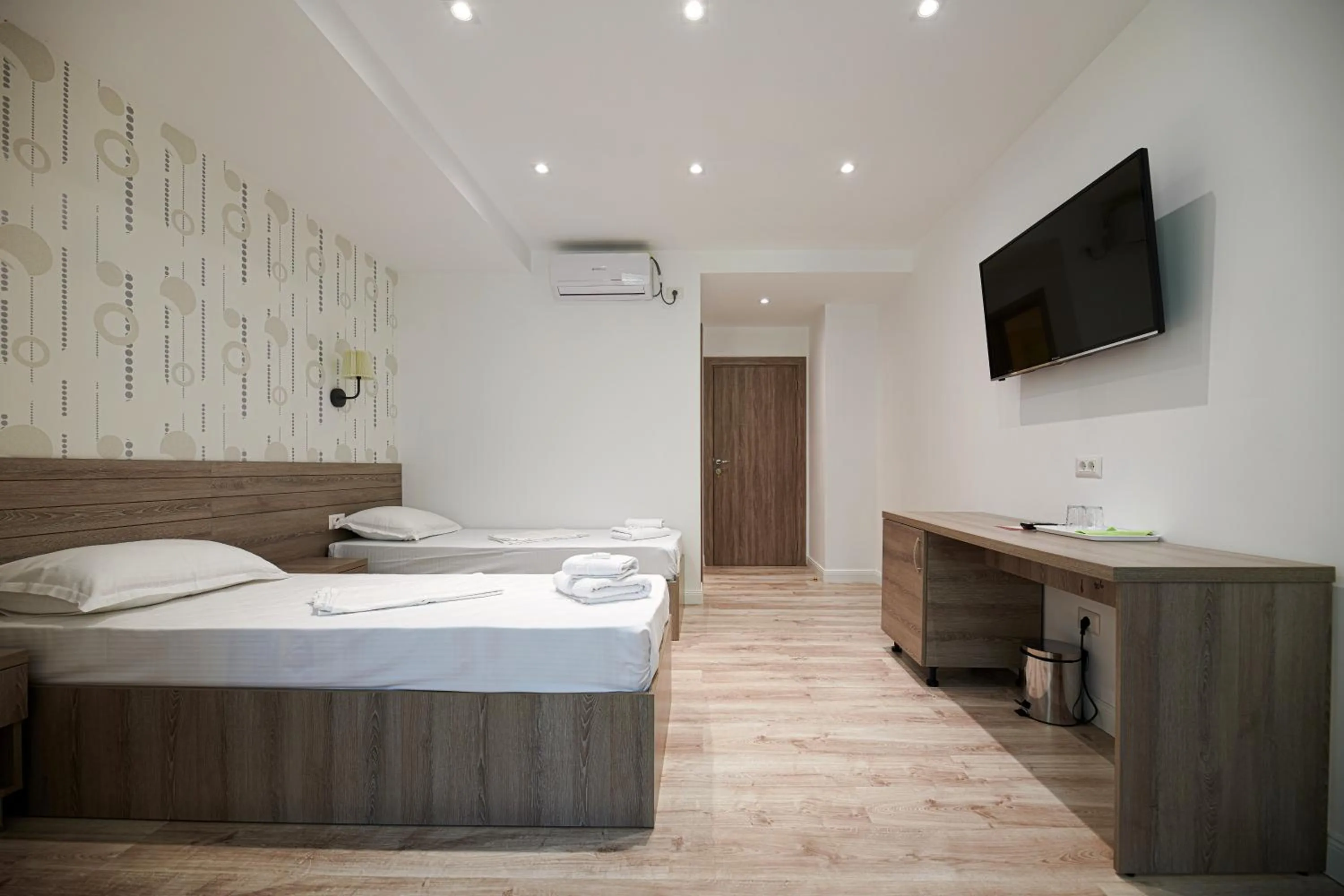 TV and multimedia, Bed in Hotel Liad City Center