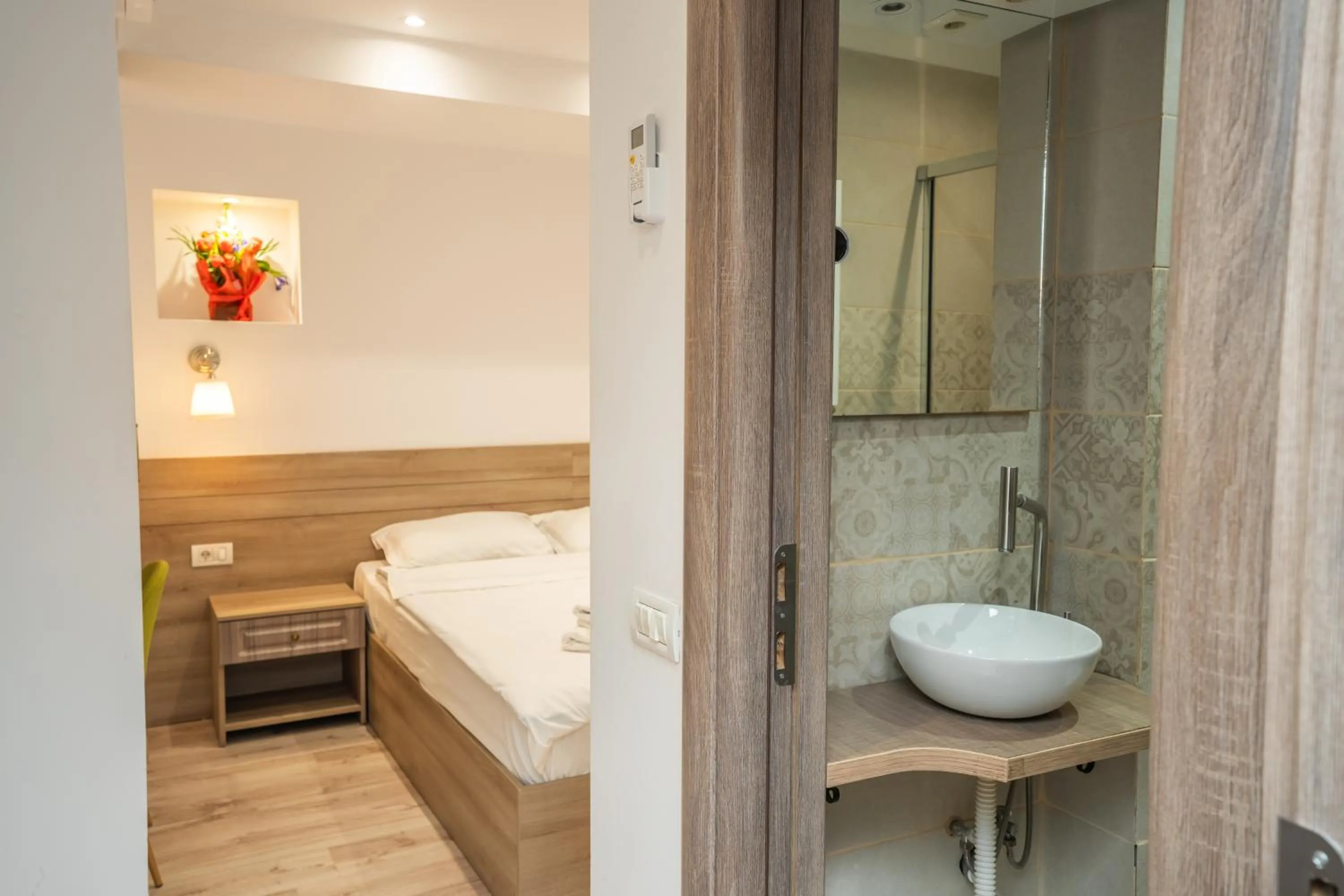 Shower in Hotel Liad City Center