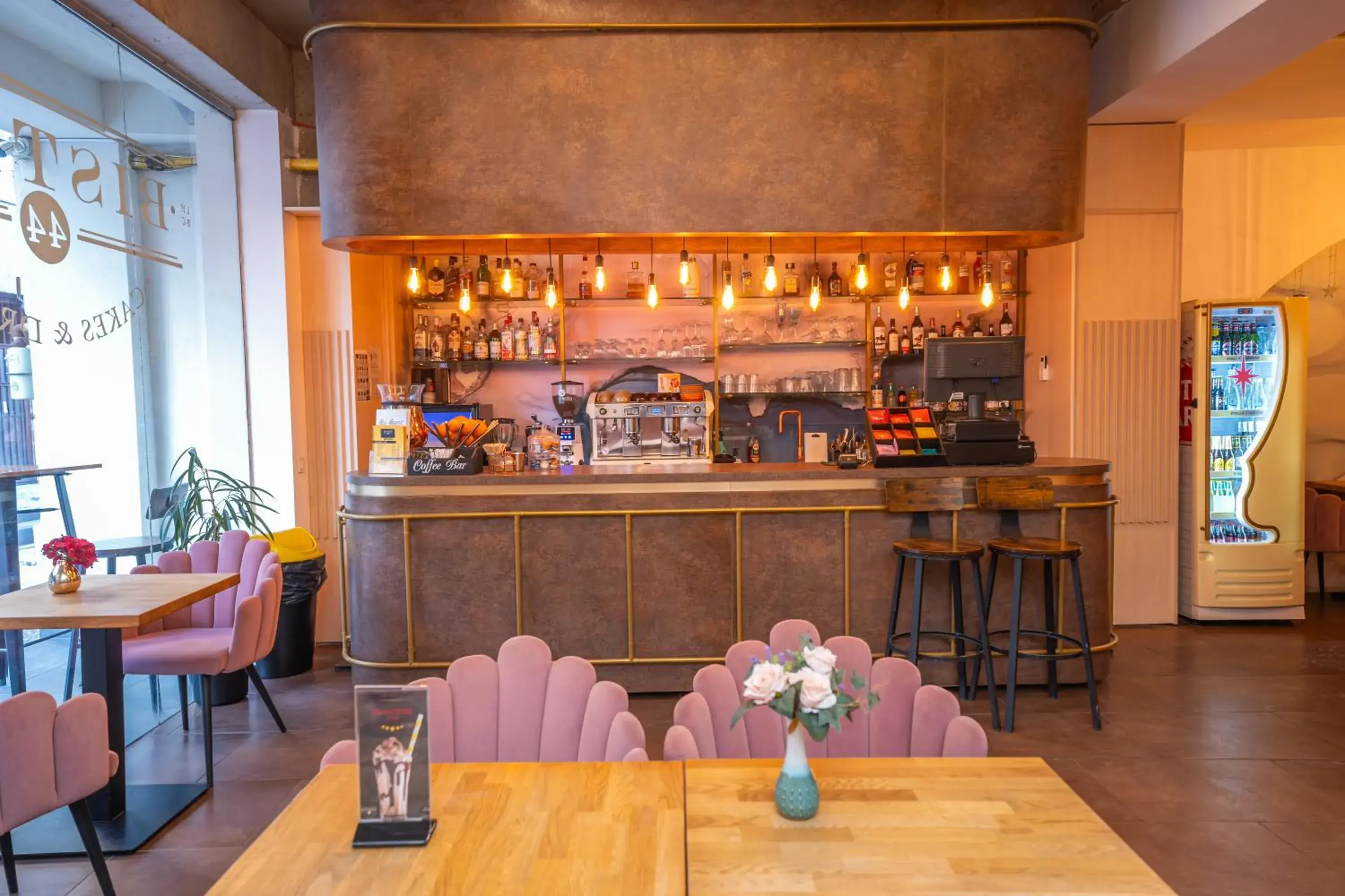 Restaurant/places to eat in Hotel Liad City Center Restaurant/places to eat in Hotel Liad City Center