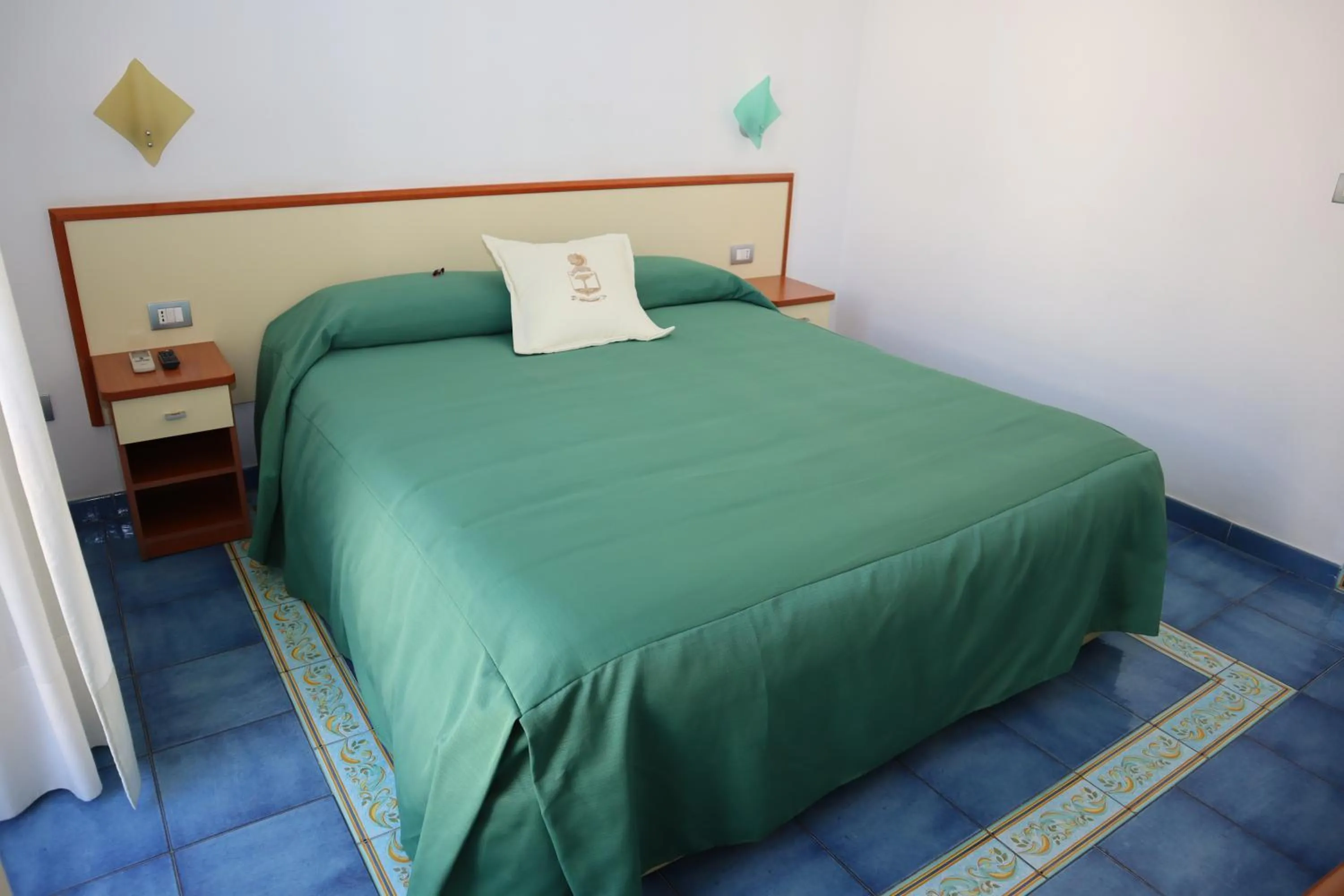 Bedroom, Bed in Meublè Casa Mannini Rooms