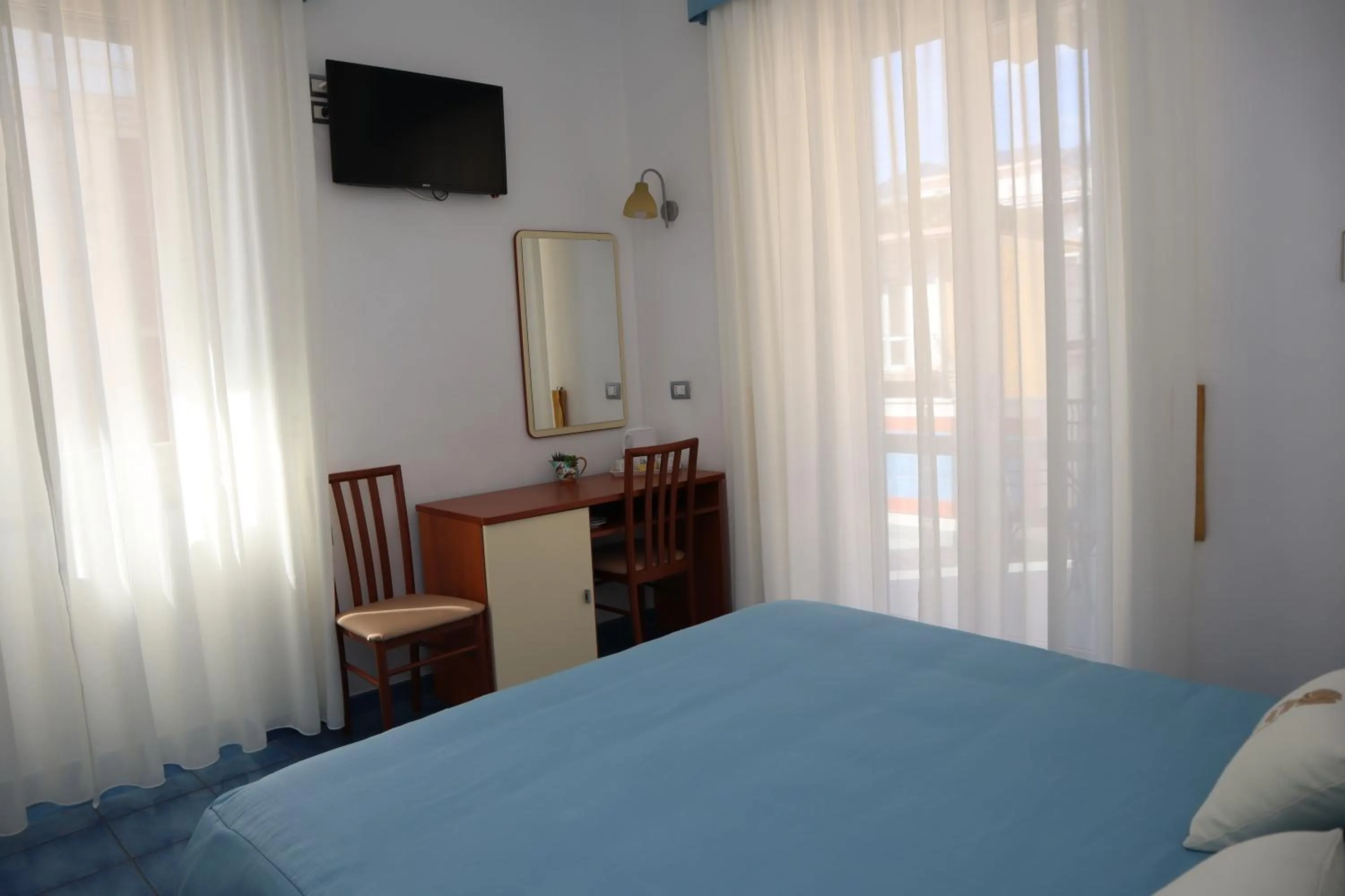 Bedroom, Bed in Meublè Casa Mannini Rooms