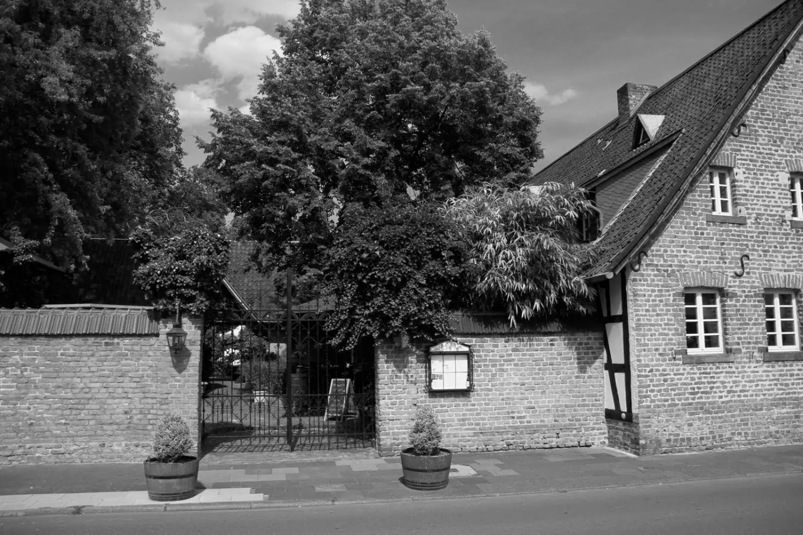 Property building in Falderhof