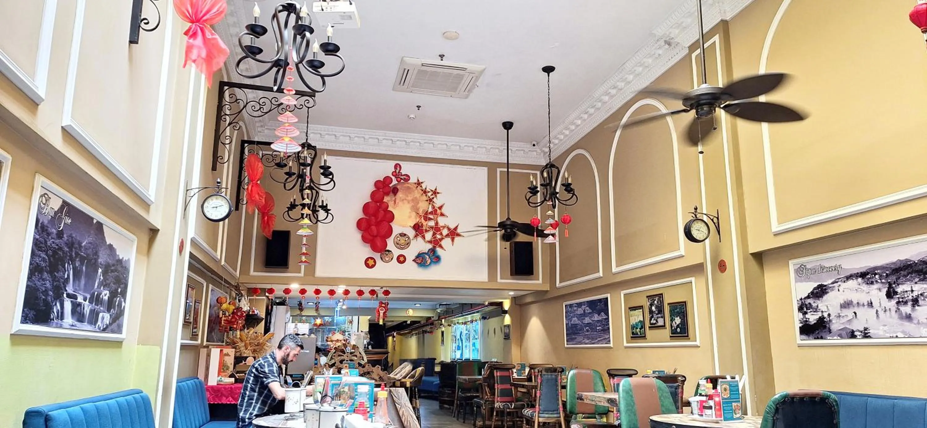 Little Charm Hanoi Hostel