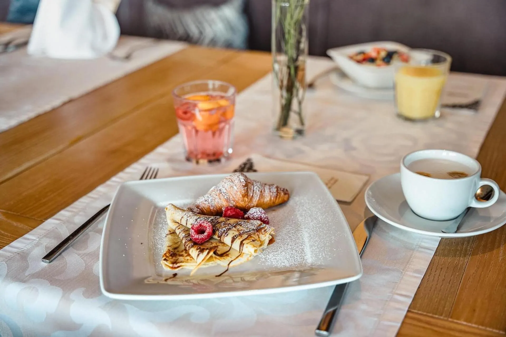Breakfast in Hotel Partizán