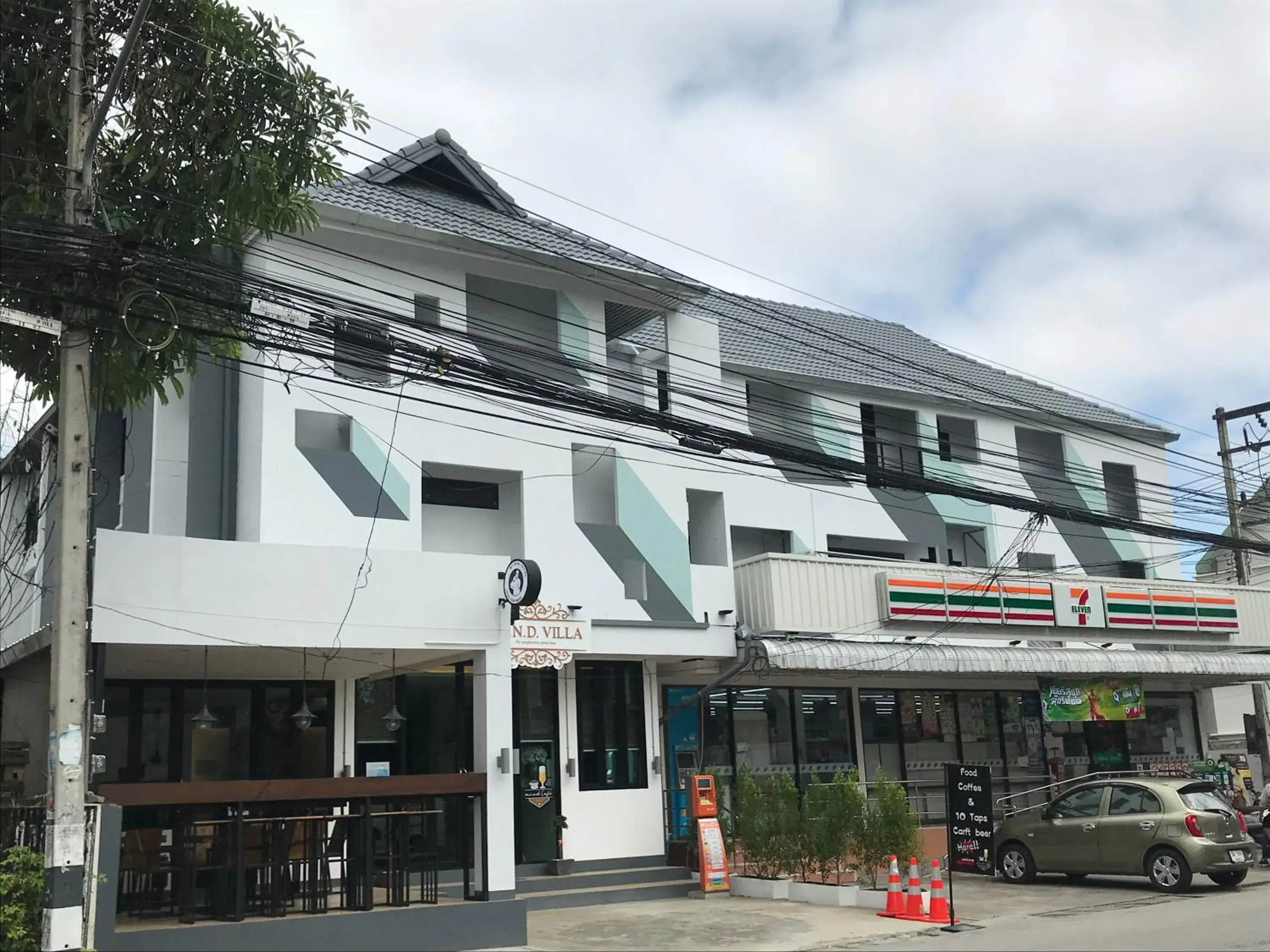 Property building in M.I.N.D. Villa Property building in M.I.N.D. Villa