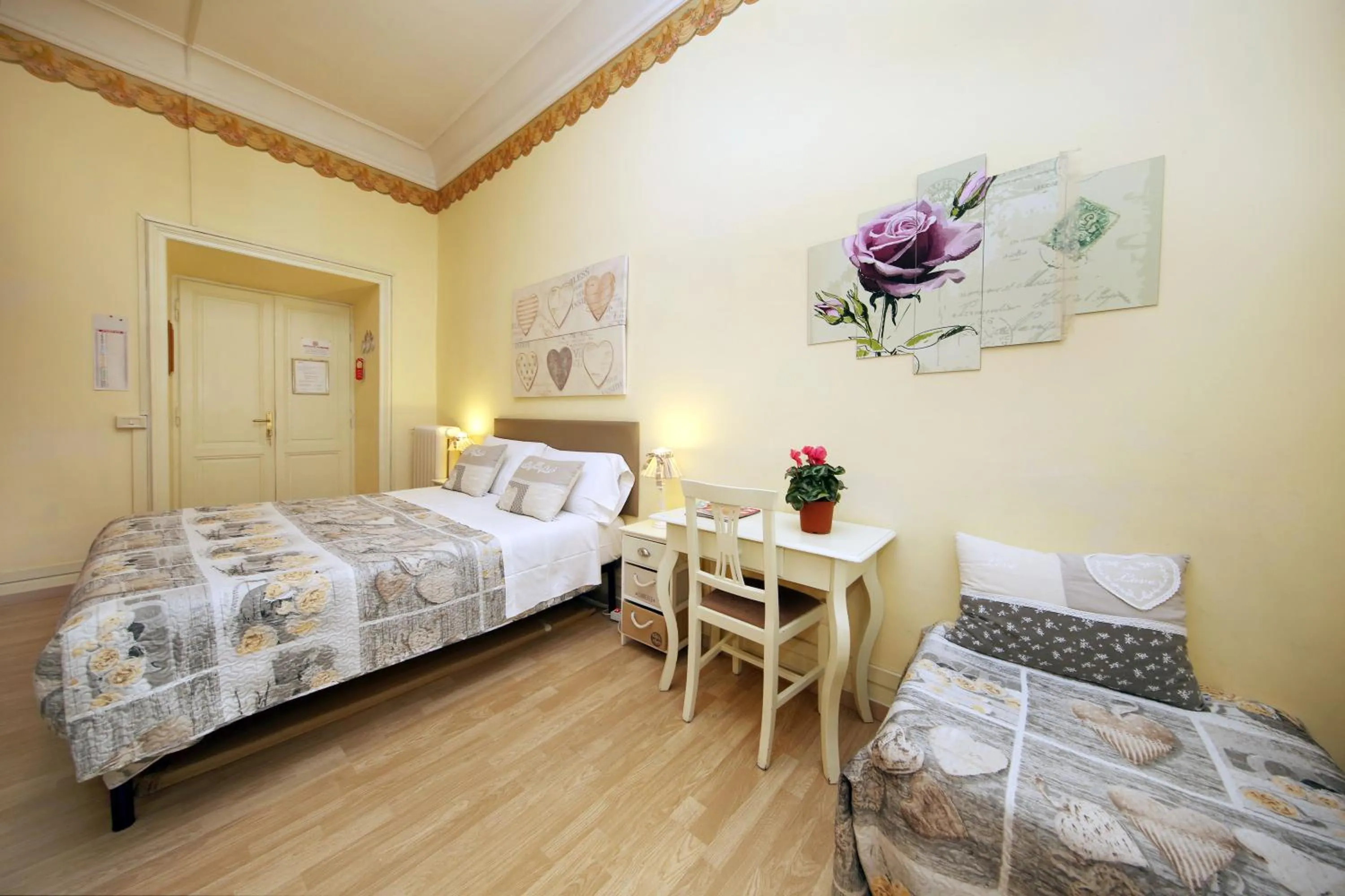 Bedroom, Bed in Tibullo Guesthouse