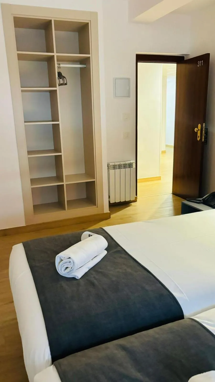 Photo of the whole room, Bed in Hostal Sans