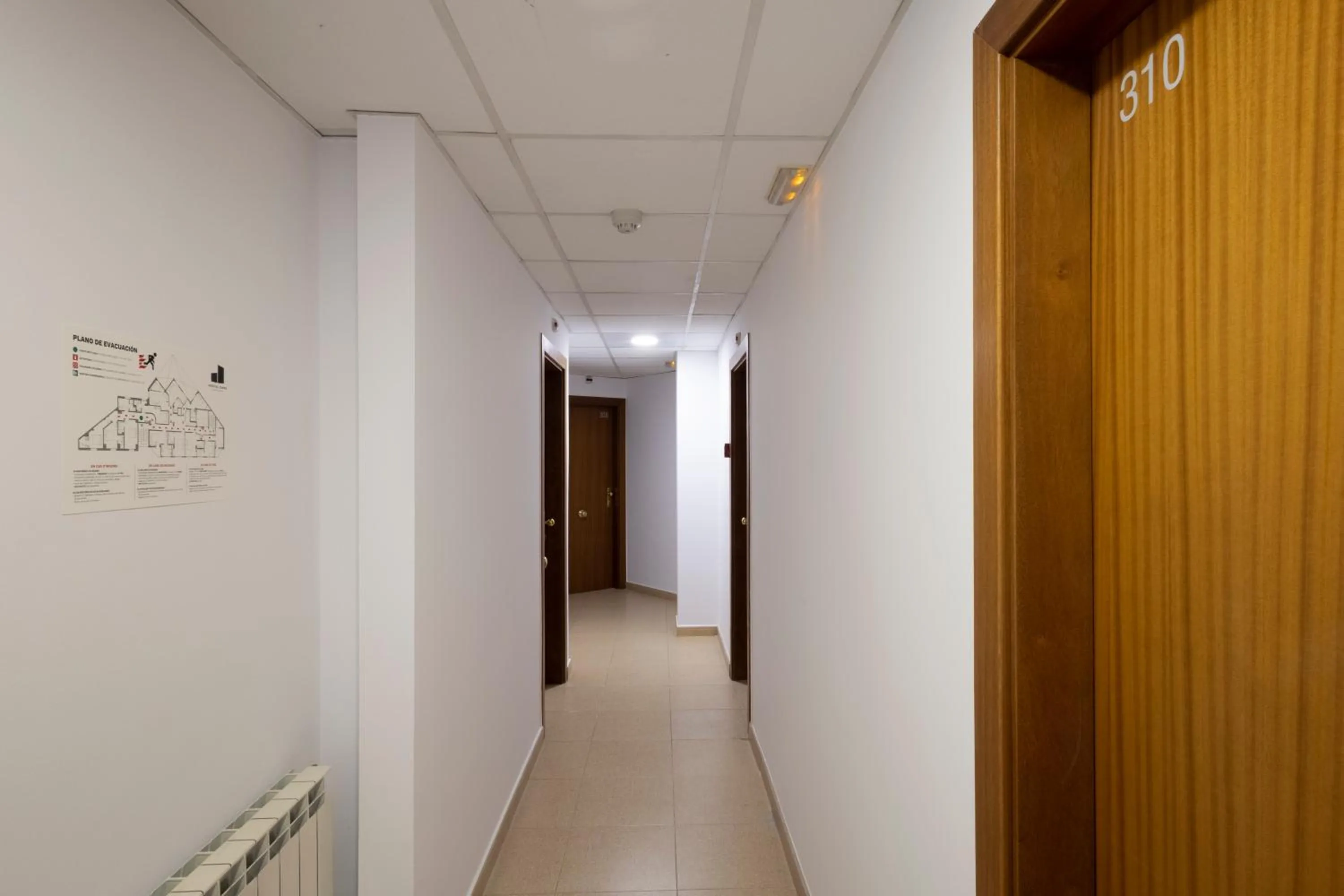 Property building in Hostal Sans