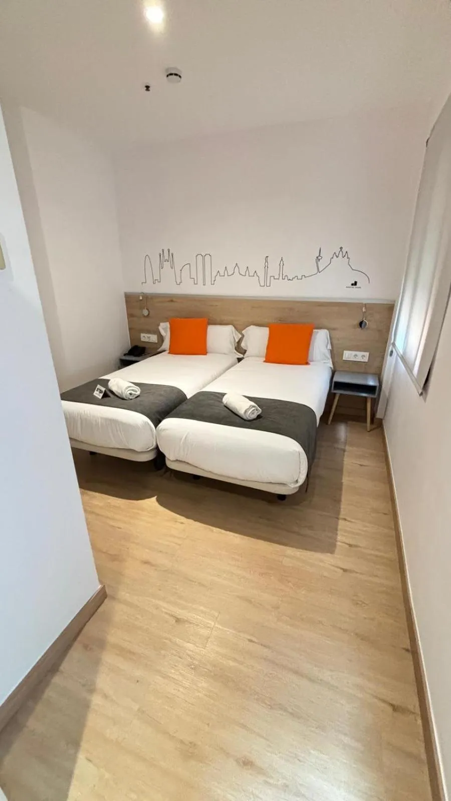 Photo of the whole room, Bed in Hostal Sans