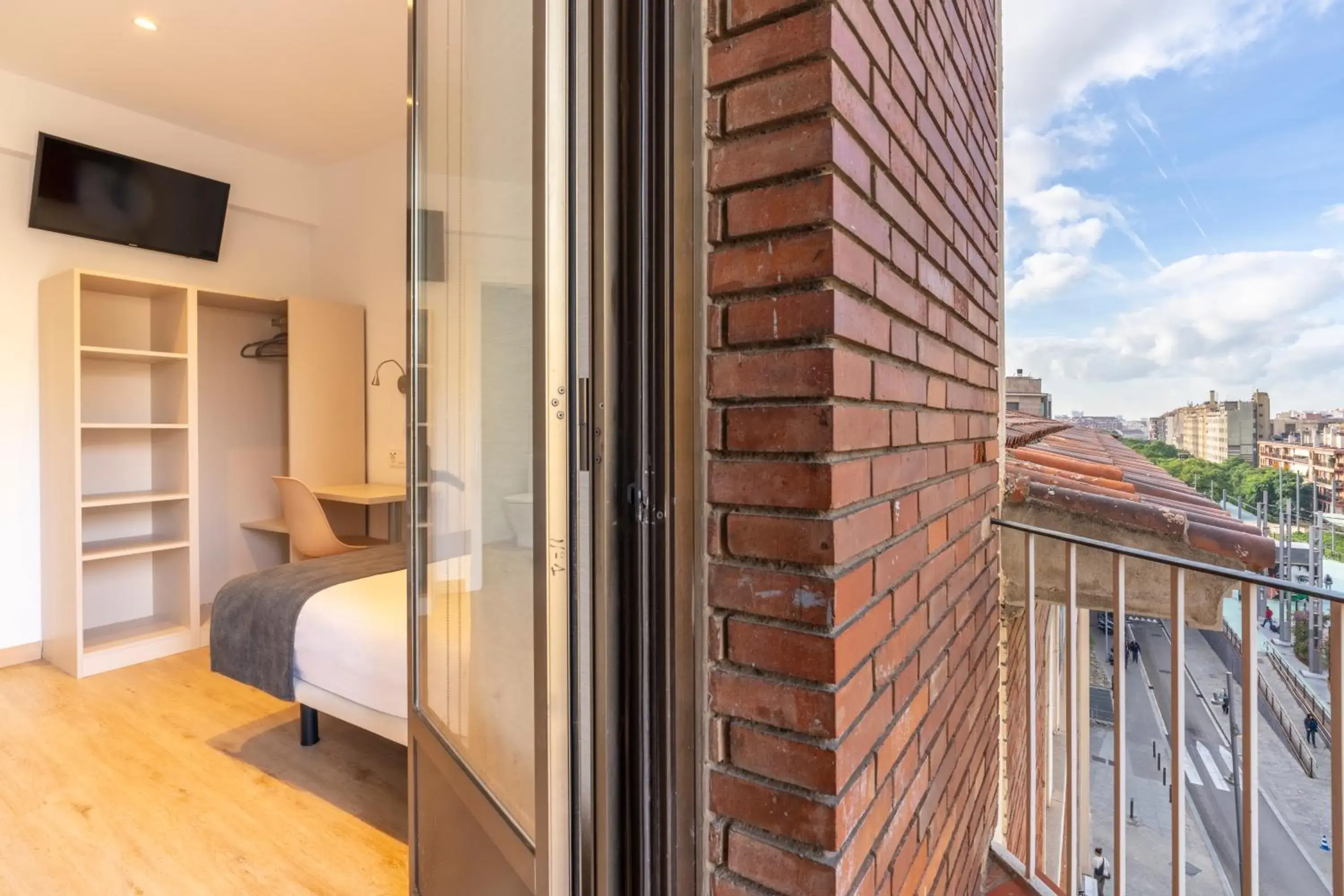 City view, Bed in Hostal Sans City view, Bed in Hostal Sans