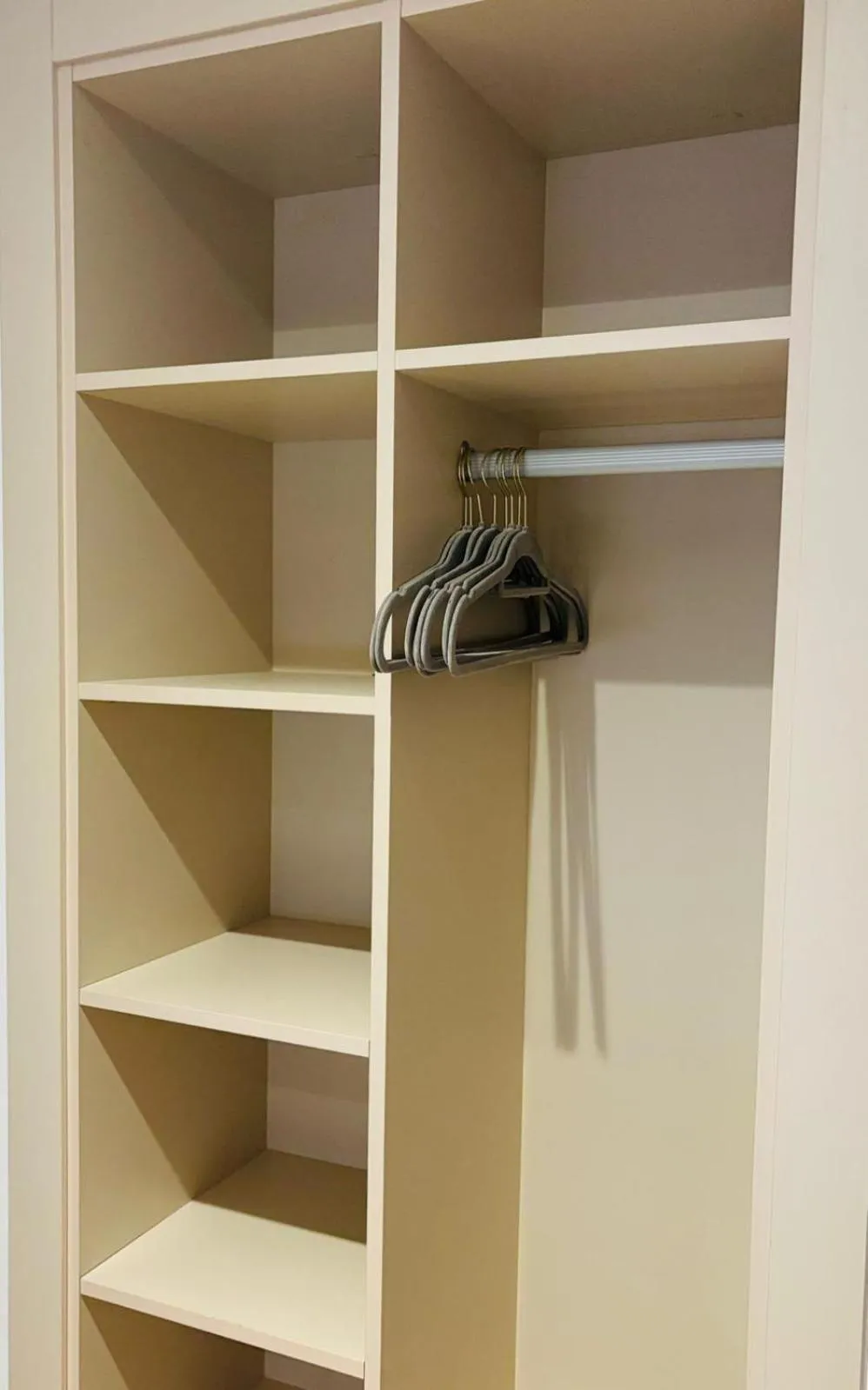 wardrobe in Hostal Sans