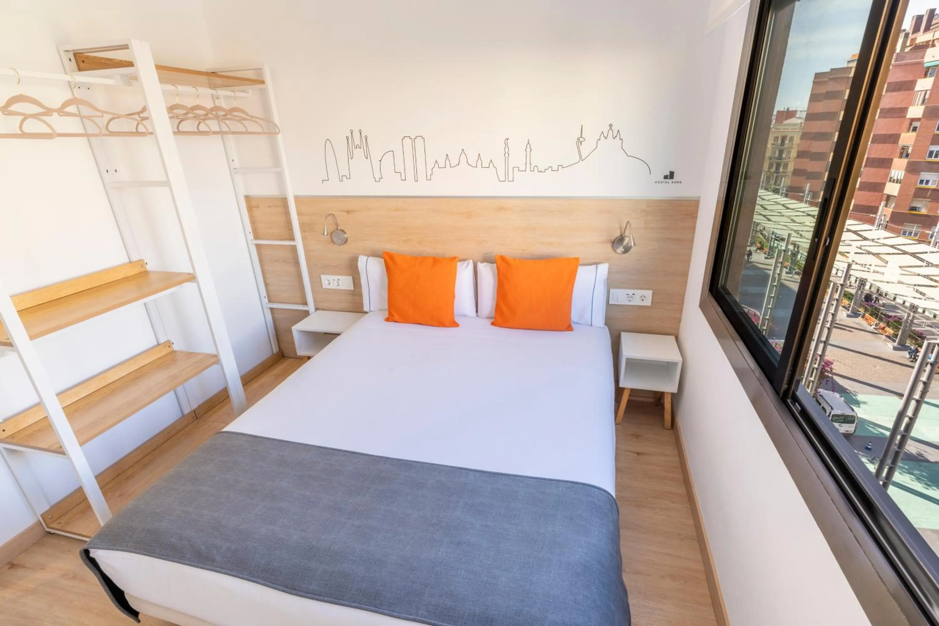 Photo of the whole room, Bed in Hostal Sans