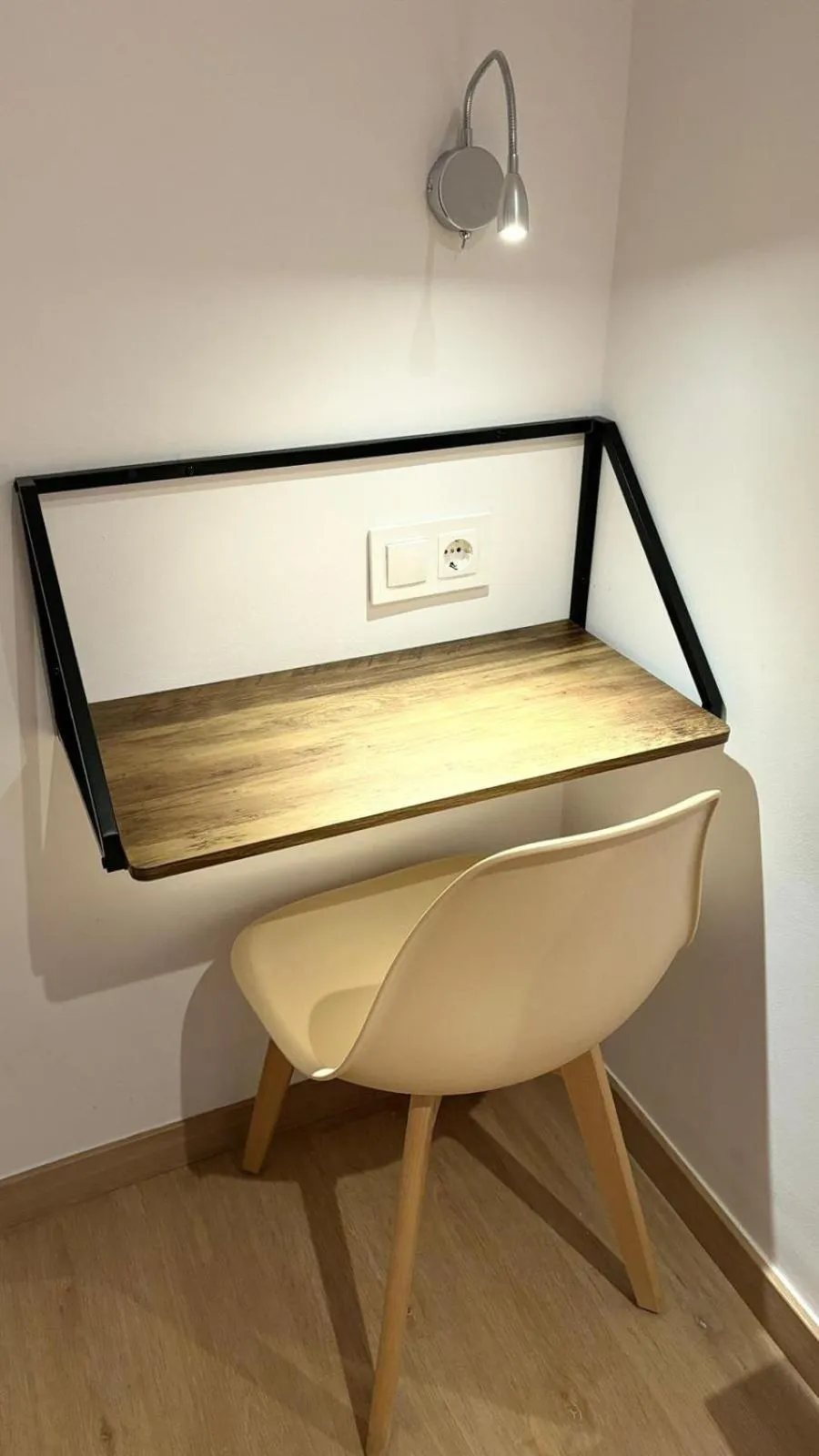 Property building in Hostal Sans