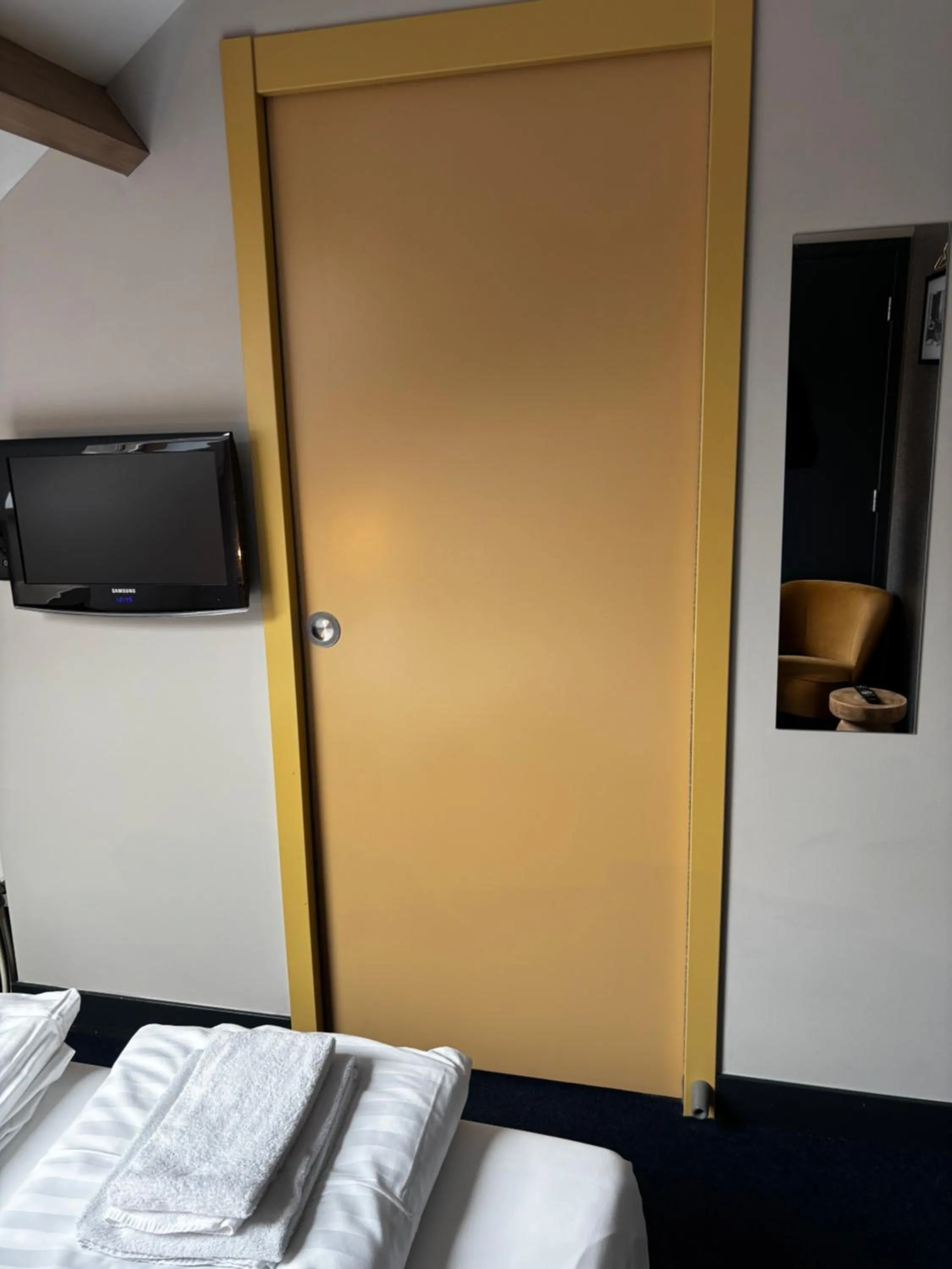 Bed in Hotel Oostereiland