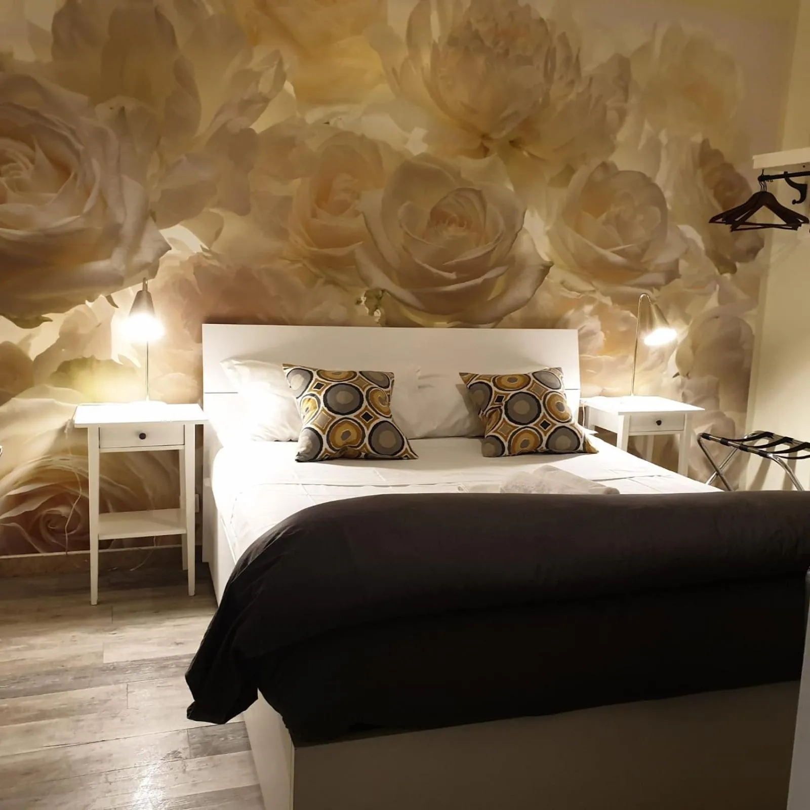 Bedroom, Bed in Rigoletto Rental Rooms