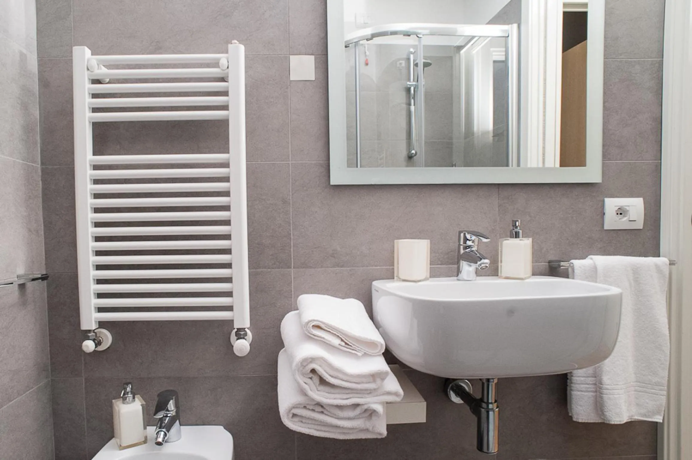 Bathroom in VeronAntica B&B