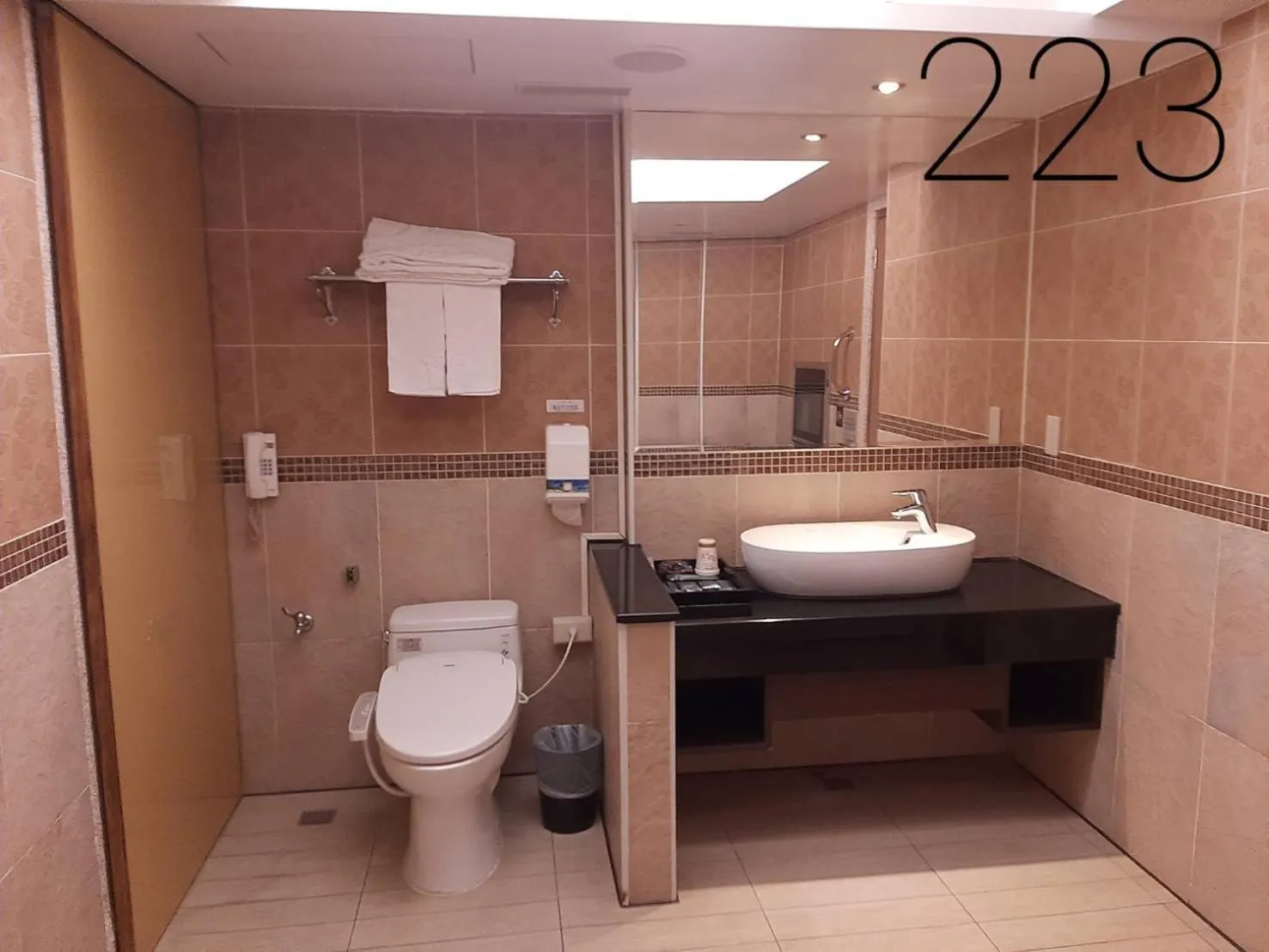 Chateau Motel & Spa (Daliao)