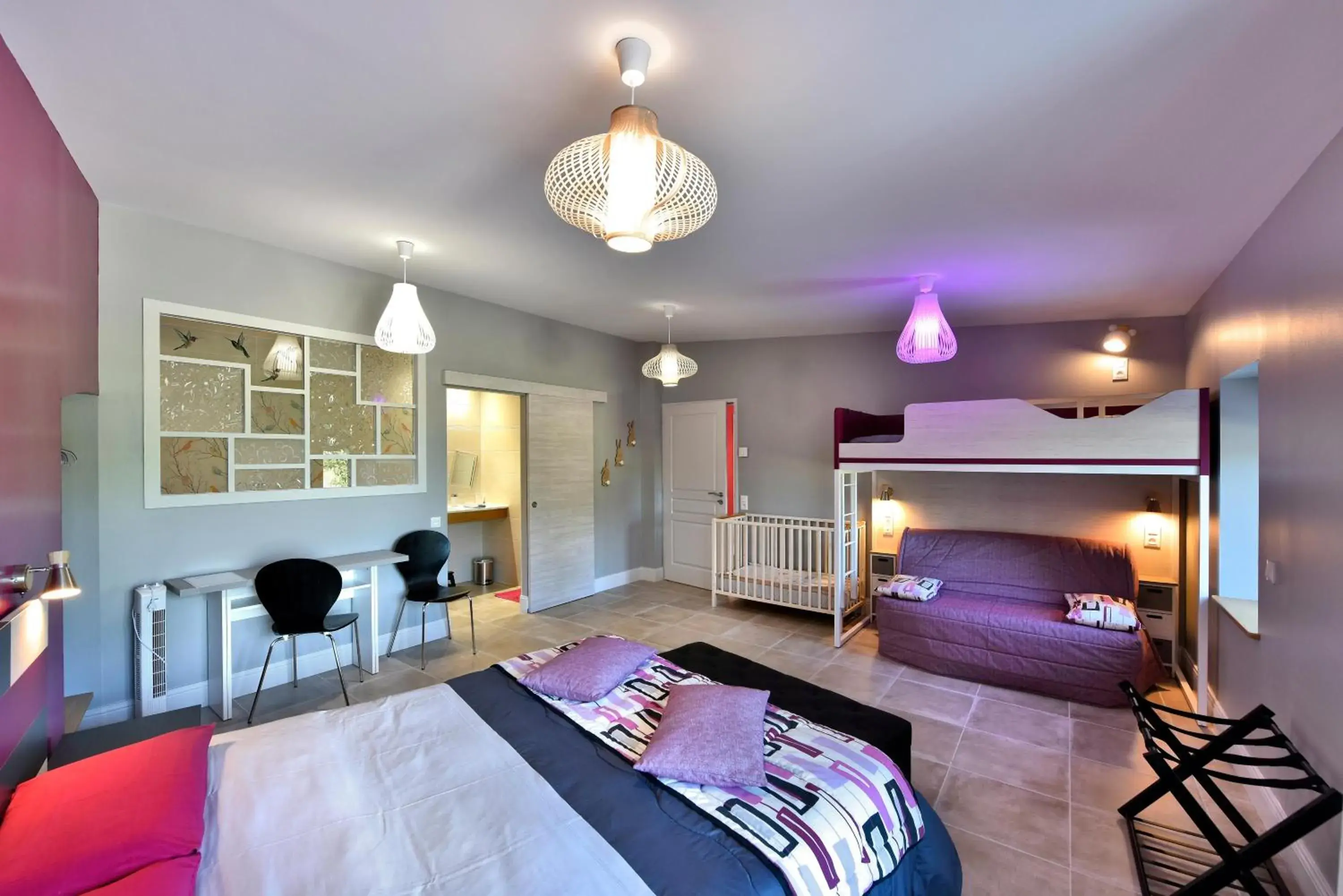 Family Room with Terrace in domaine d' Arcalis Family Room with Terrace in domaine d' Arcalis