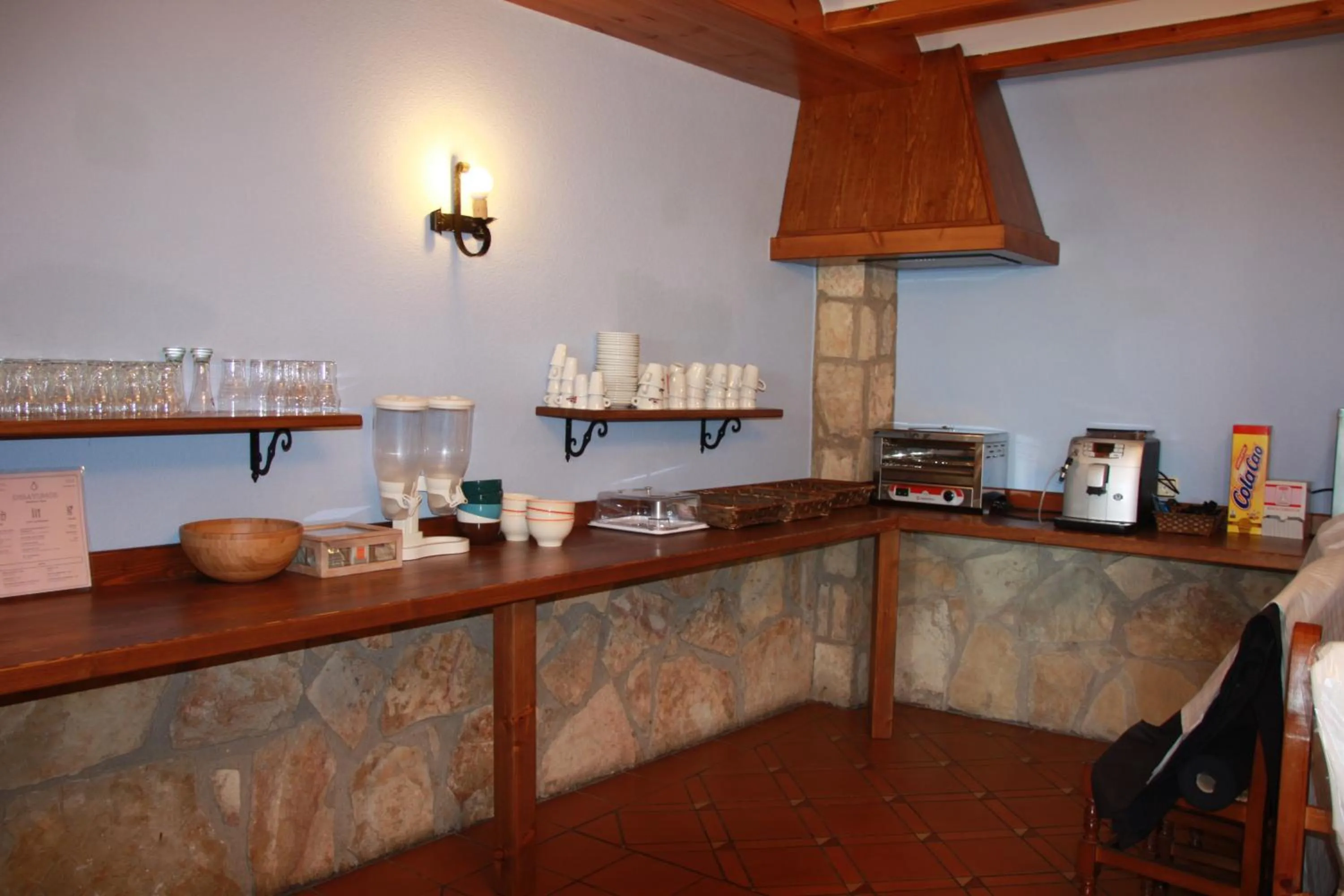 Restaurant/places to eat in Hostal Gúdar