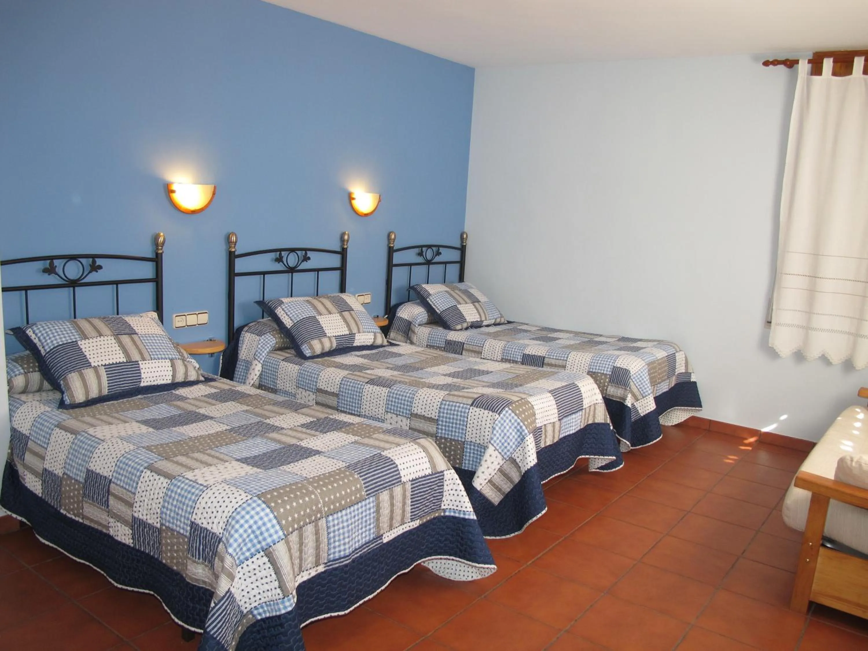 Photo of the whole room, Bed in Hostal Gúdar