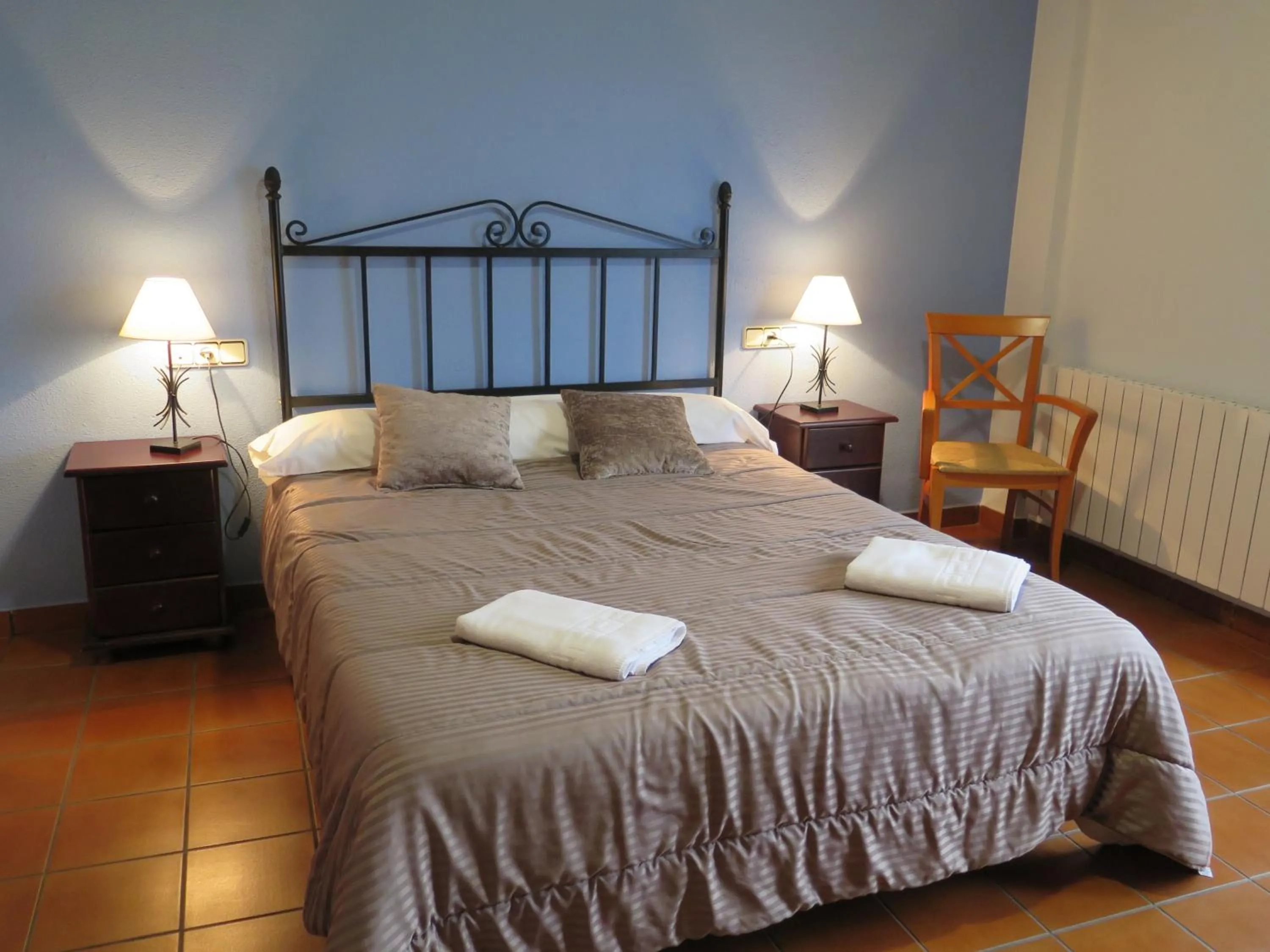 Bed in Hostal Gúdar