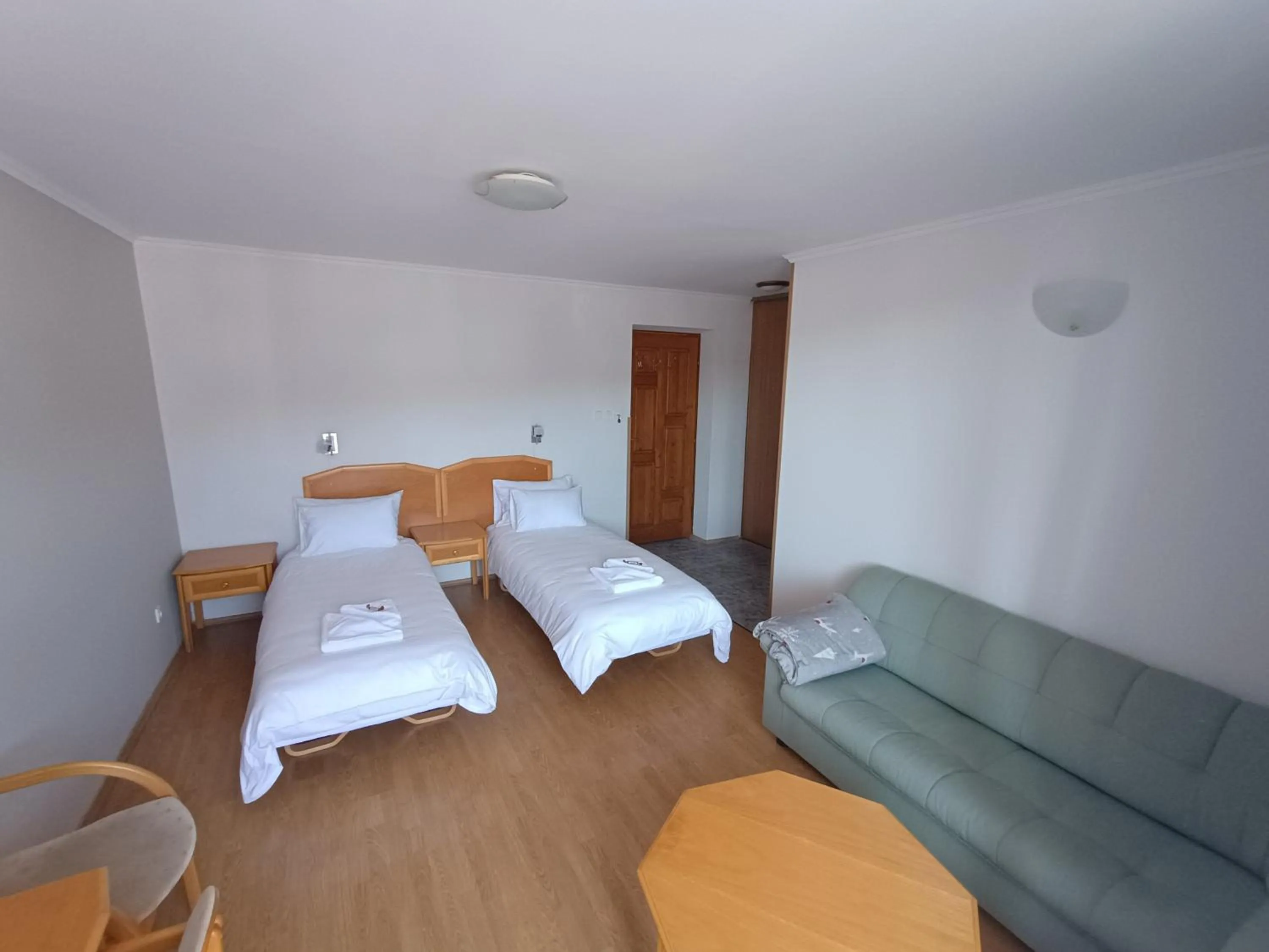 Photo of the whole room, Bed in Hotel Wysoka