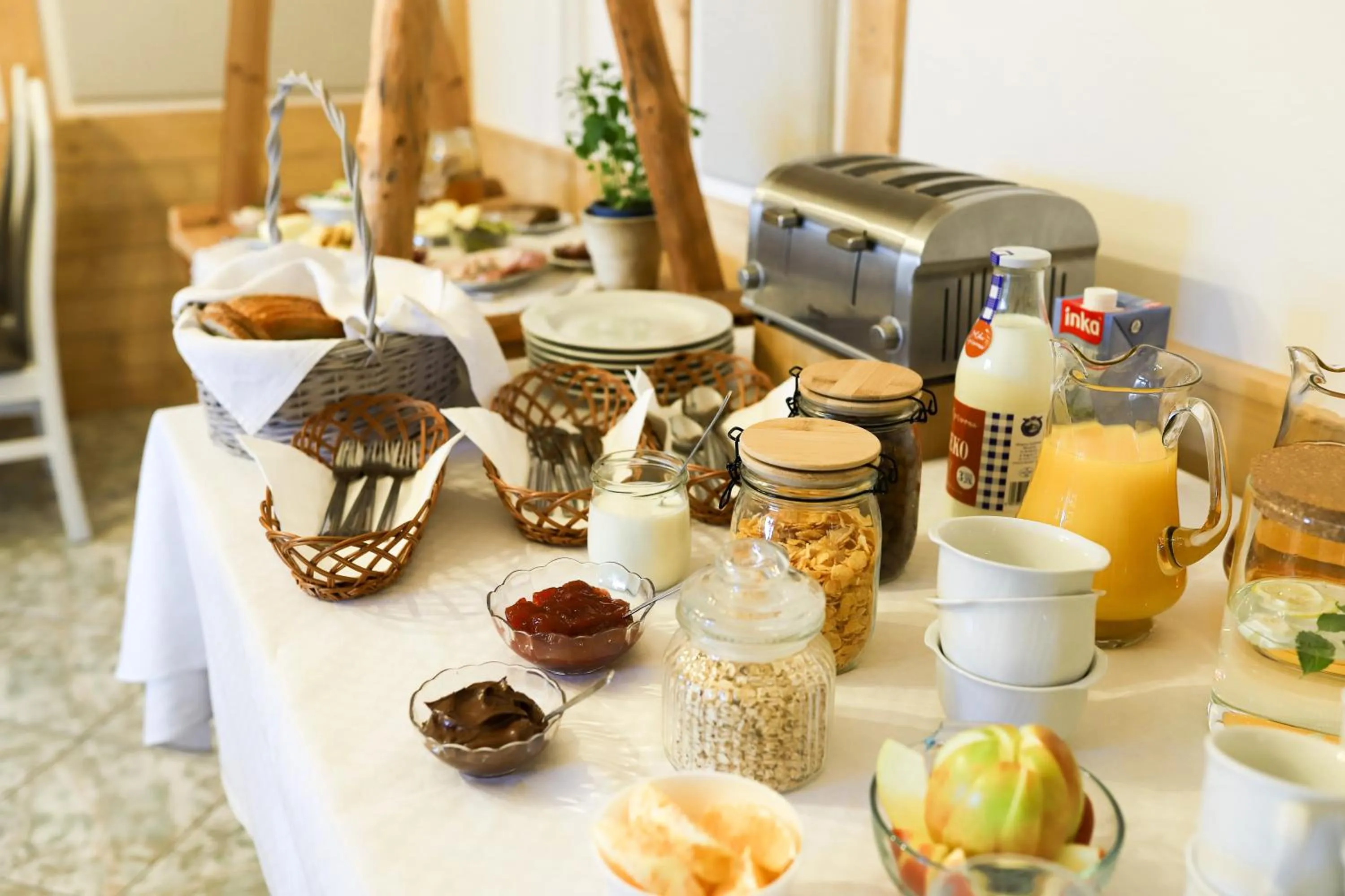 Breakfast in Hotel Wysoka