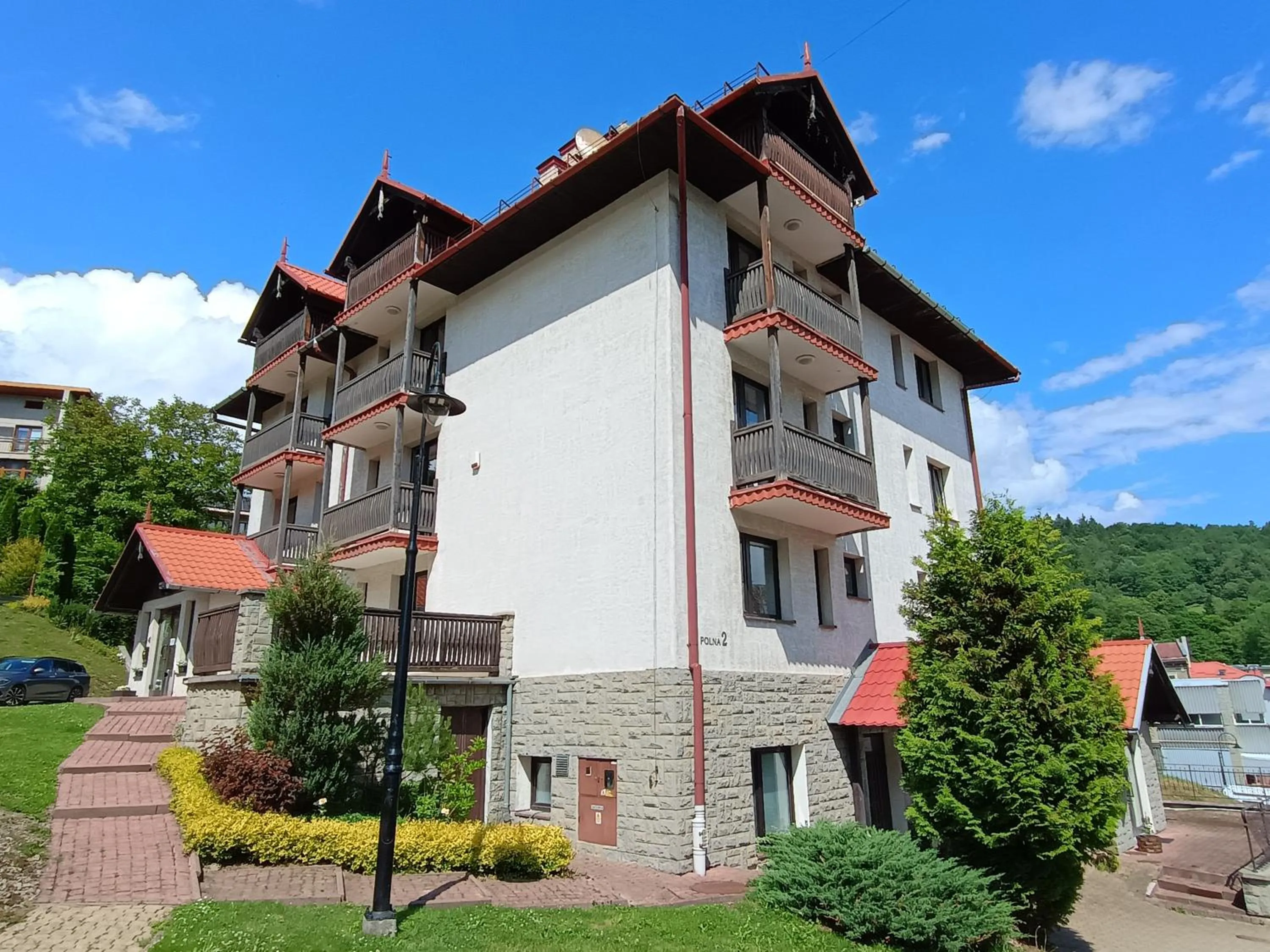 Property Building in Hotel Wysoka