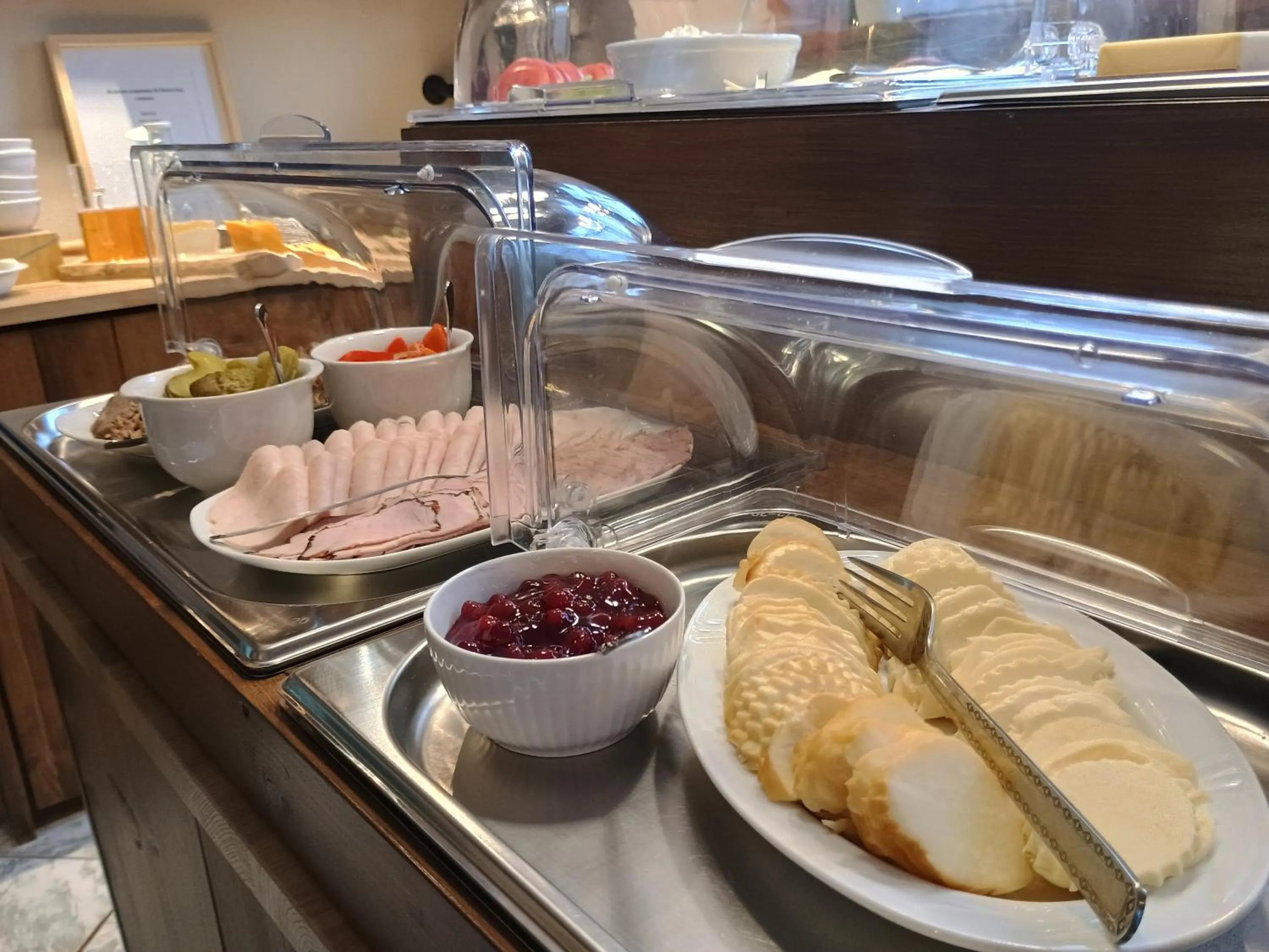 Breakfast in Wysoka noclegi ze śniadaniem