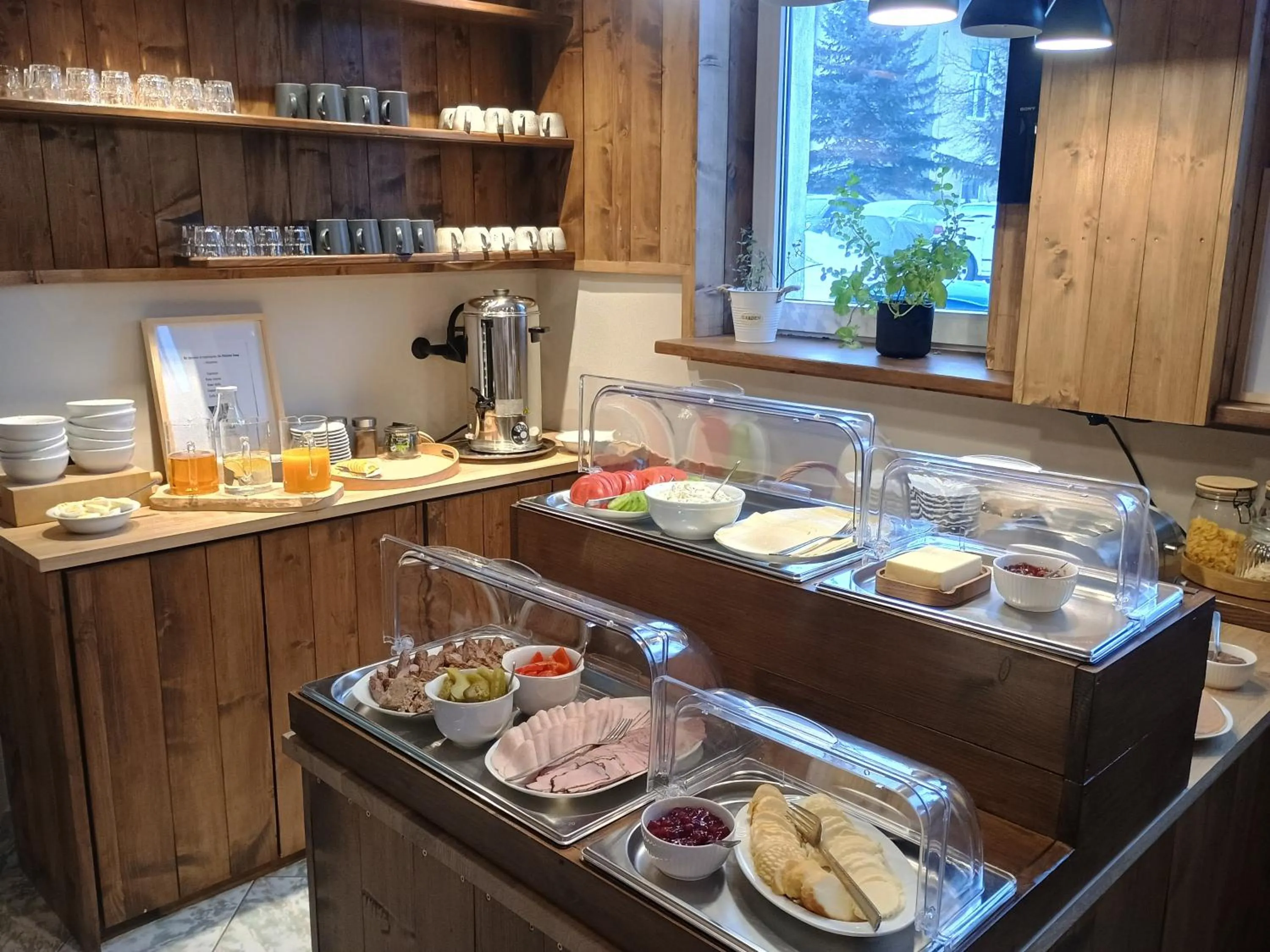 Breakfast in Wysoka noclegi ze śniadaniem