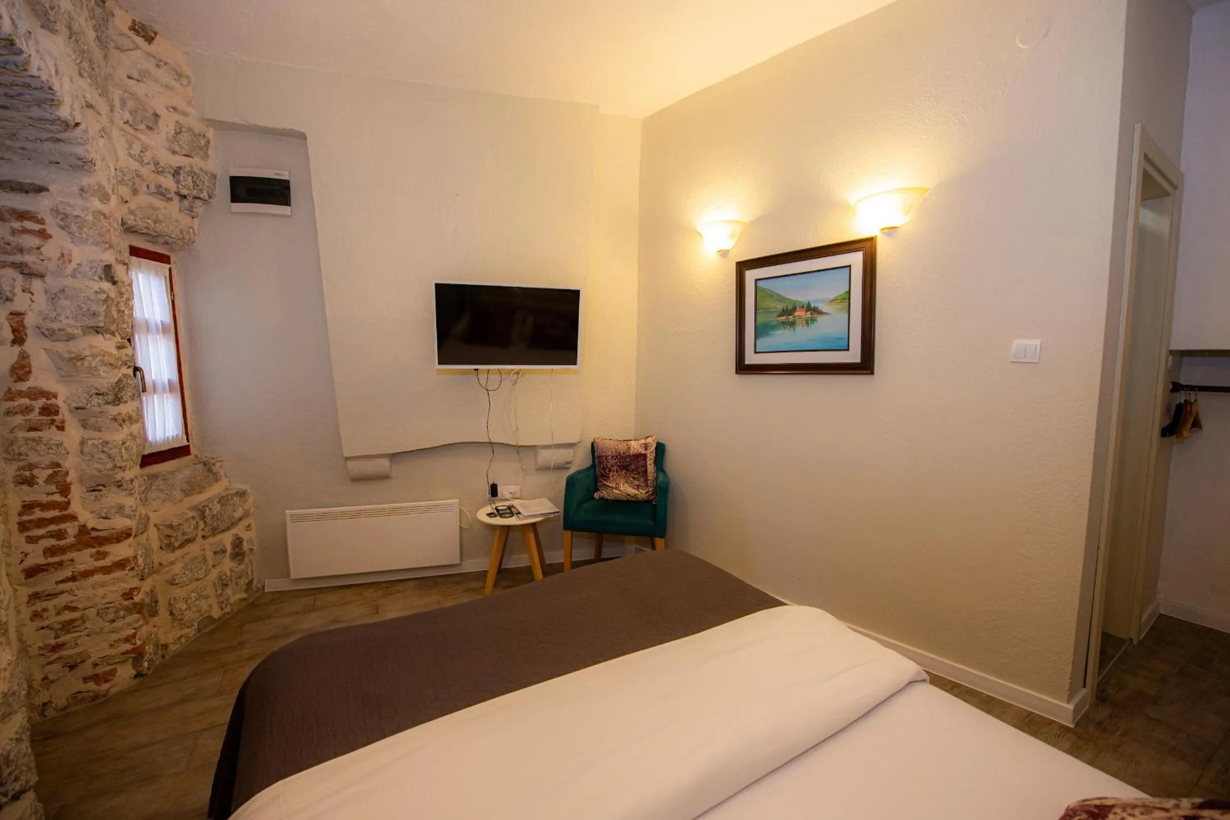 Bed in Antika Guesthouse