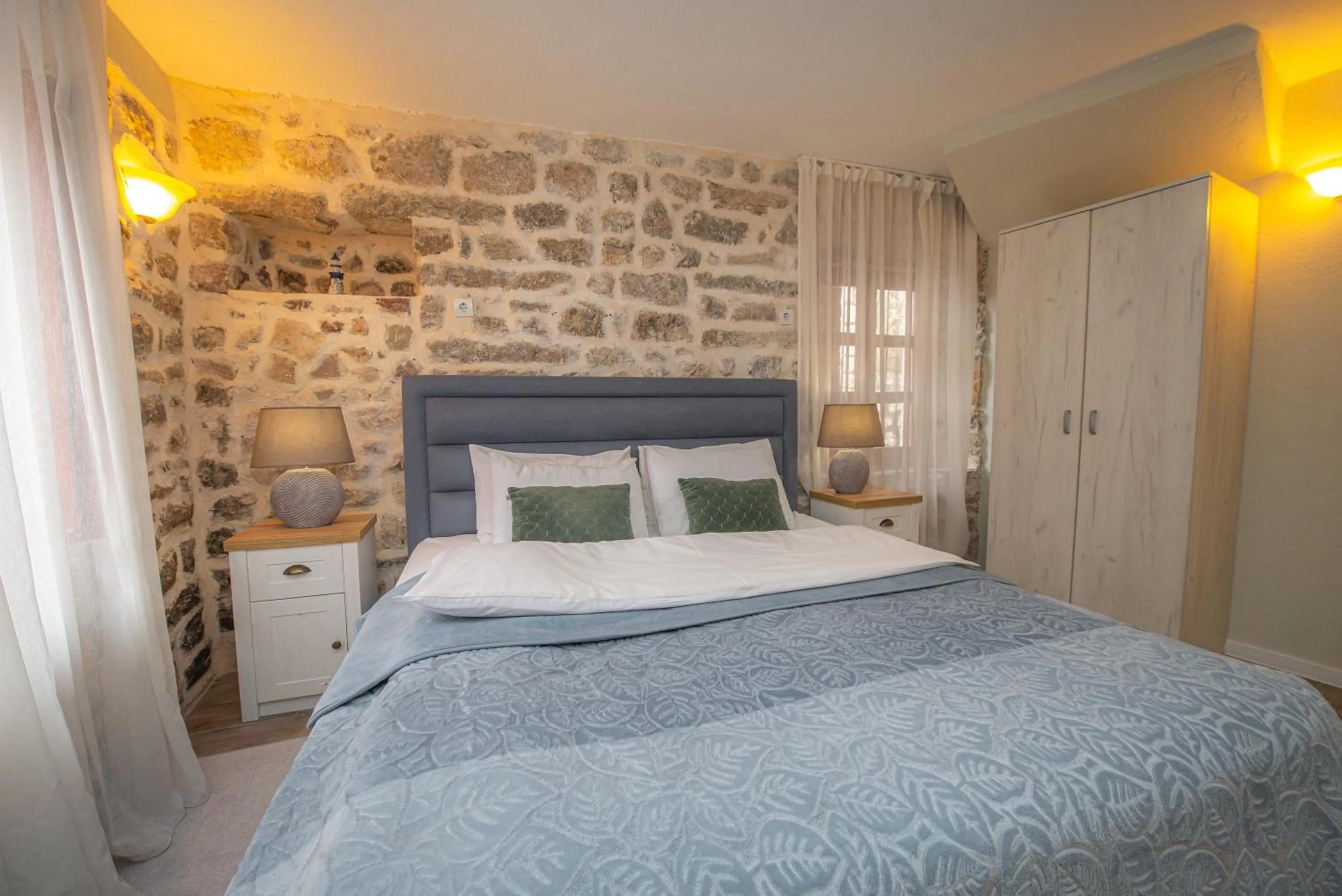 Bed in Antika Guesthouse