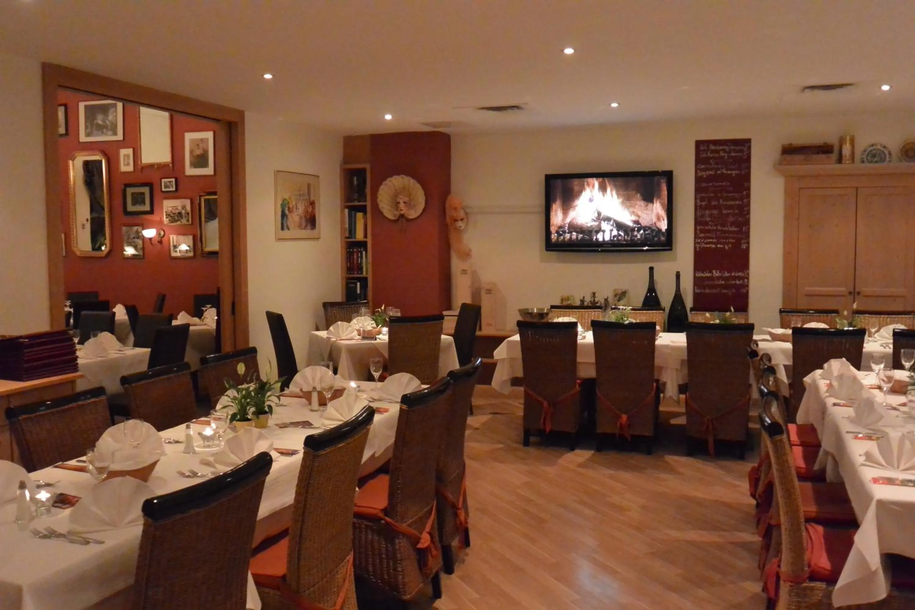 Restaurant/places to eat in Hotel Schlee