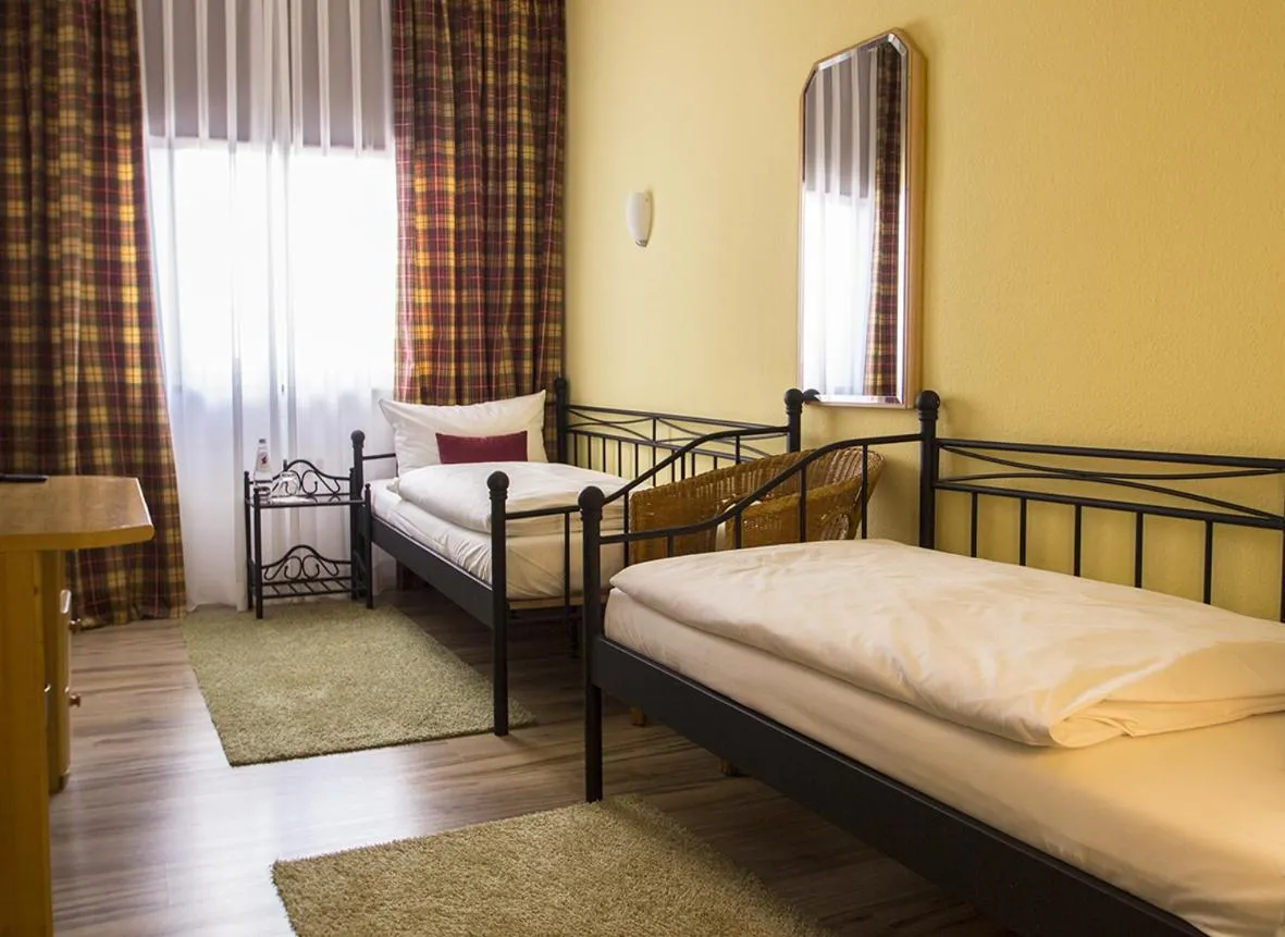 Photo of the whole room, Bed in Hotel Schlee