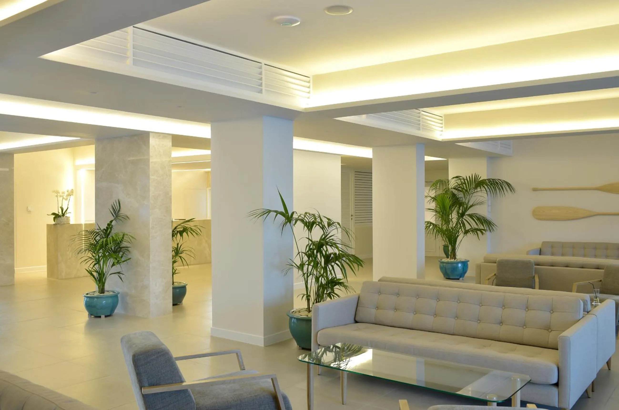 Lobby or reception in Sunrise Gardens Aparthotel