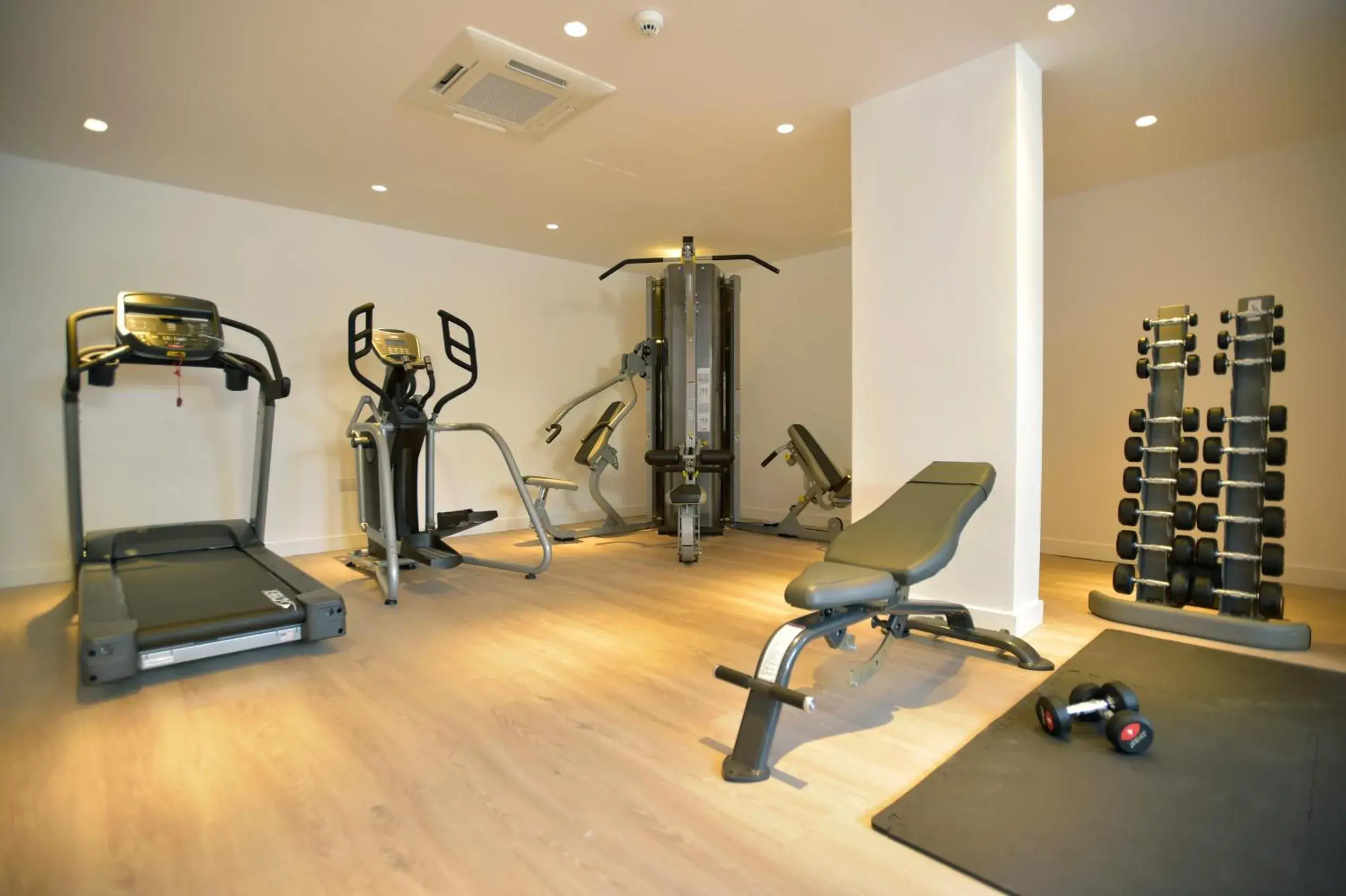 Fitness centre/facilities in Sunrise Gardens Aparthotel Fitness centre/facilities in Sunrise Gardens Aparthotel