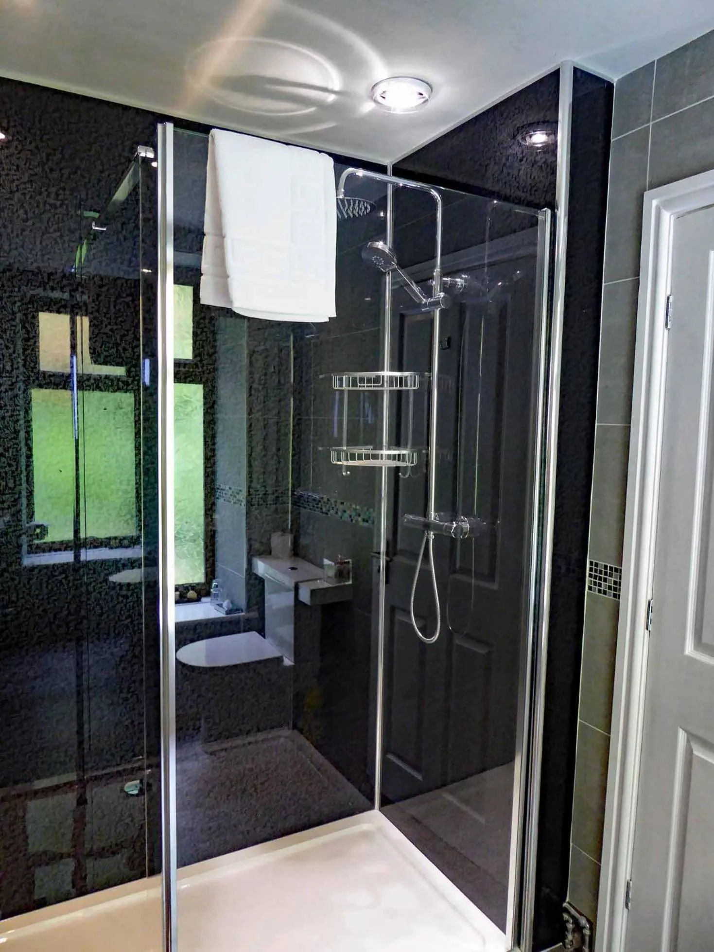 Bathroom in Bryn Melyn Apartments