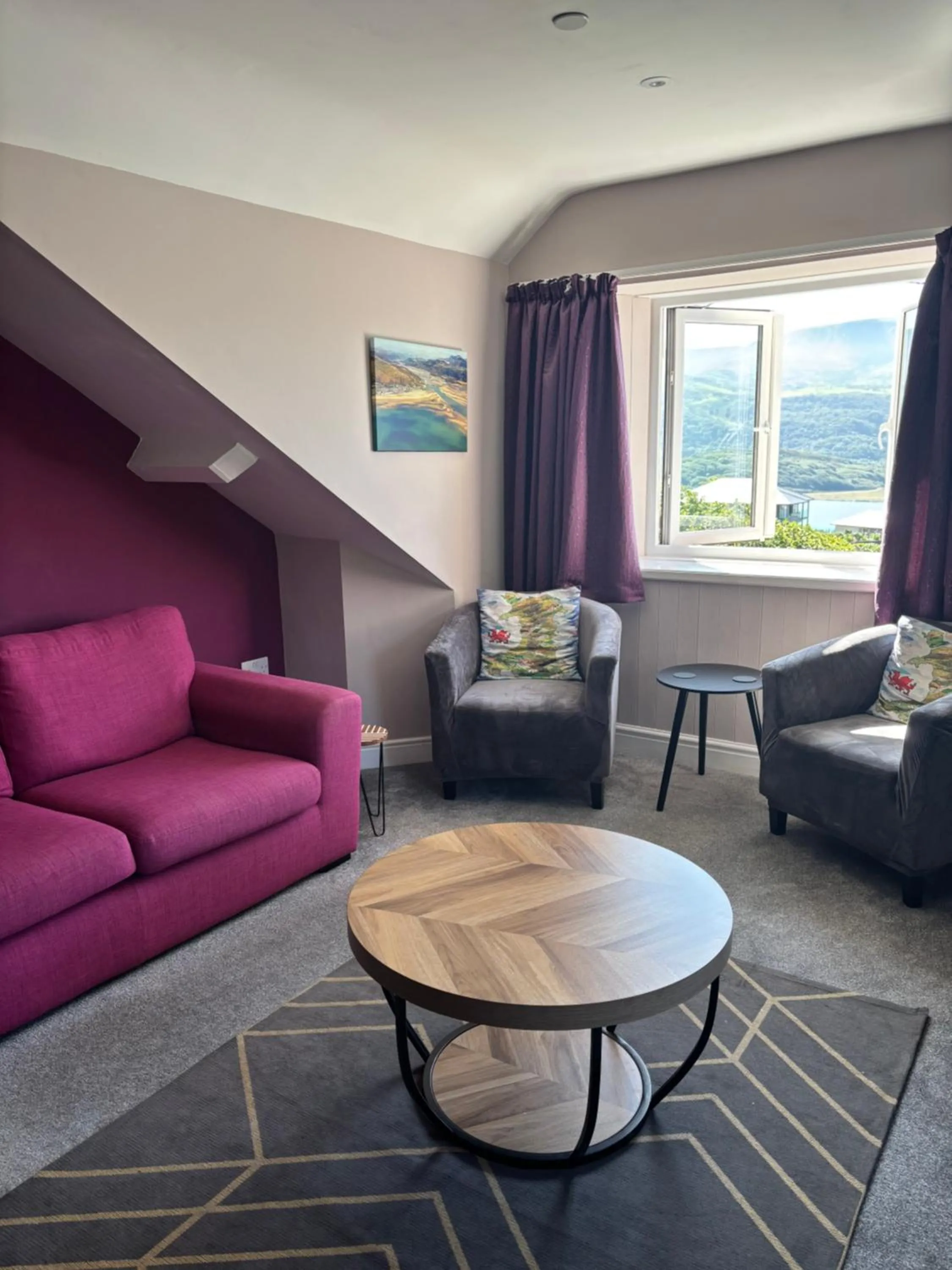 Bryn Melyn Apartments
