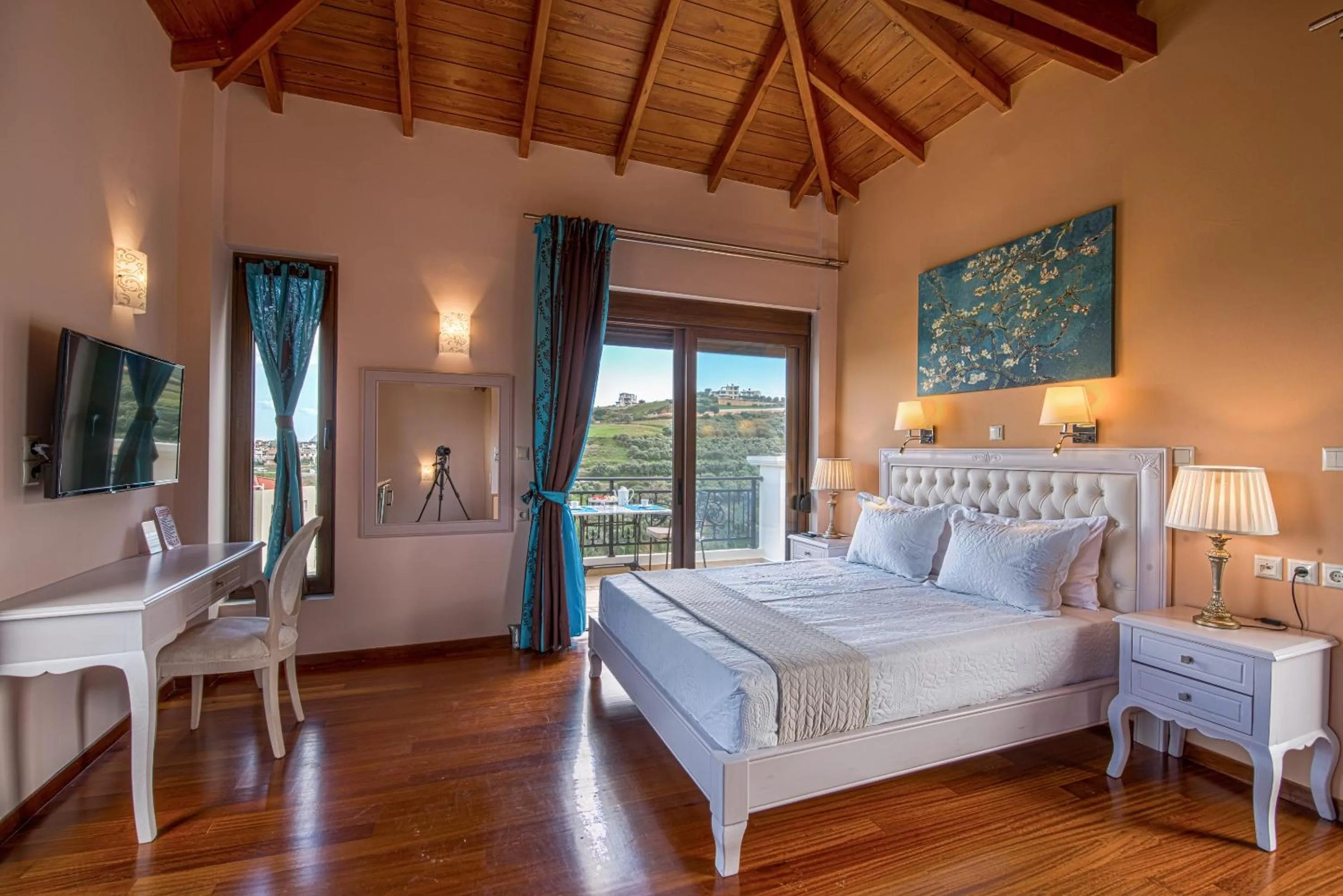 Bed in Casa Leone Suites