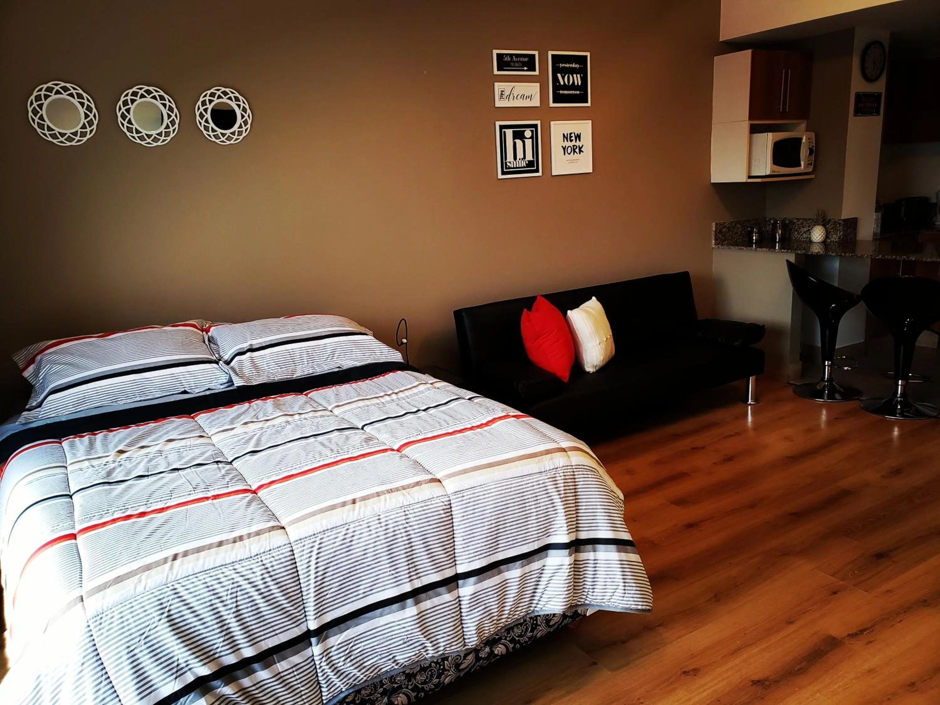 Modern Apartment Rivas - Swimming Pool