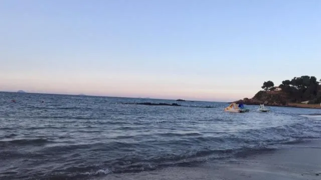 Beach in Stanza in Villa con giardino vista mare