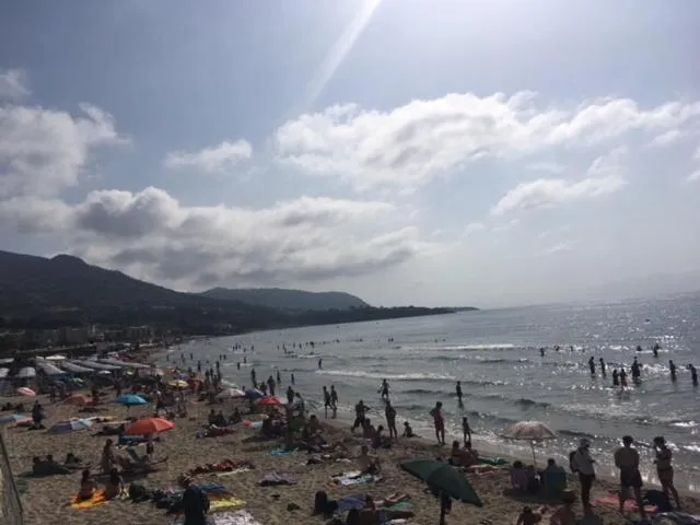 Beach in Stanza in Villa con giardino vista mare