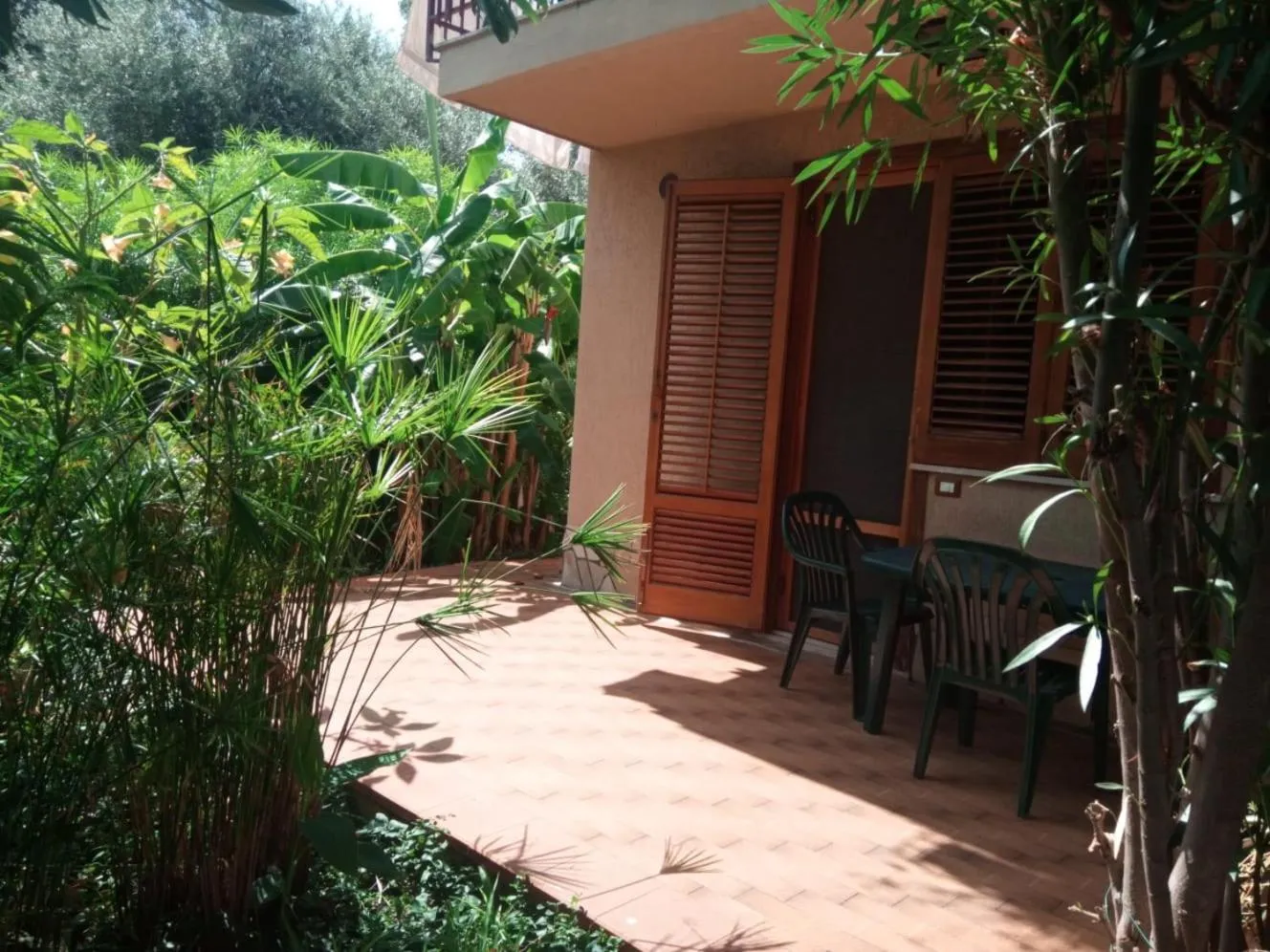 Balcony/Terrace in Stanza in Villa con giardino vista mare