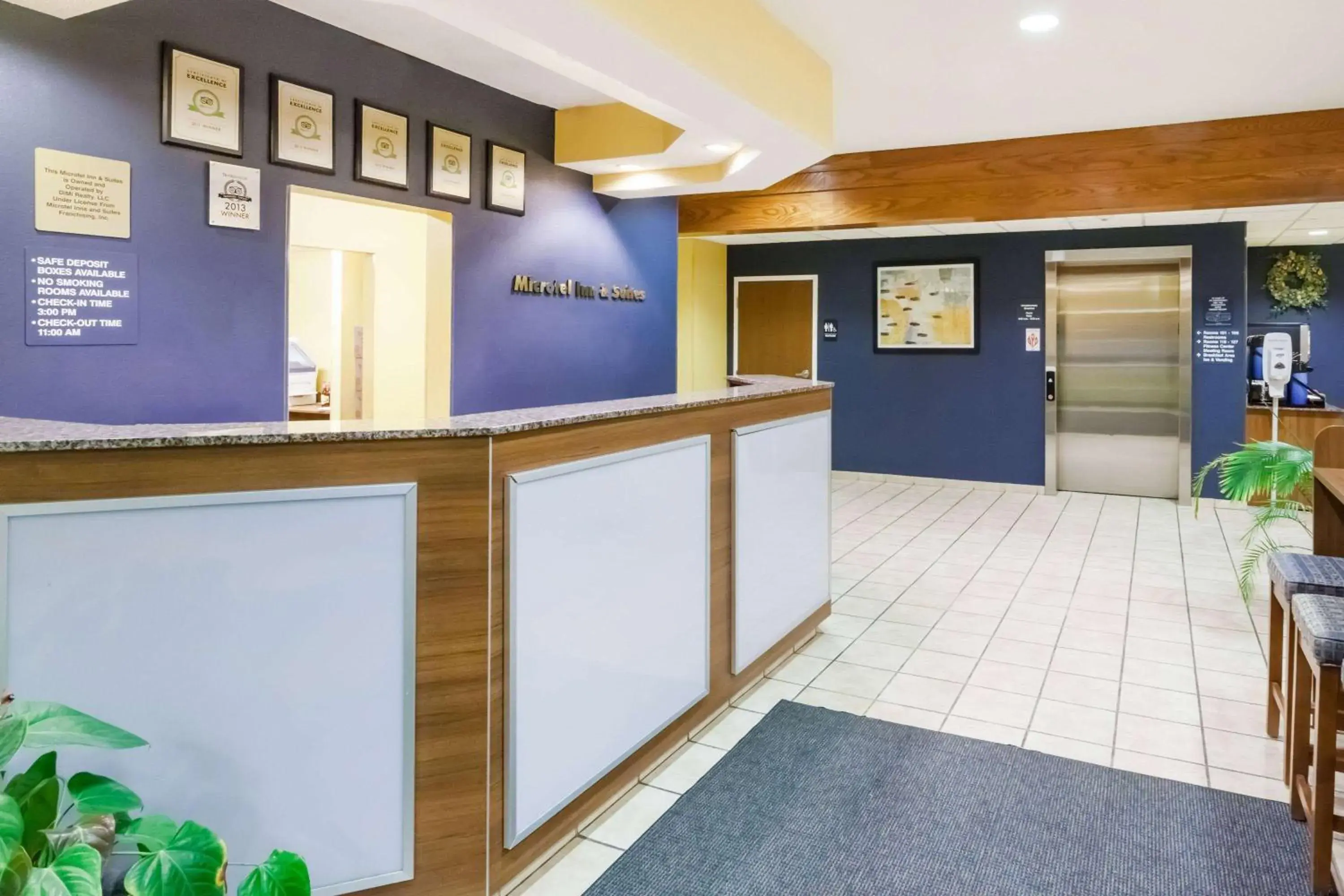 Lobby or reception in Microtel Inn & Suites Lobby or reception in Microtel Inn & Suites
