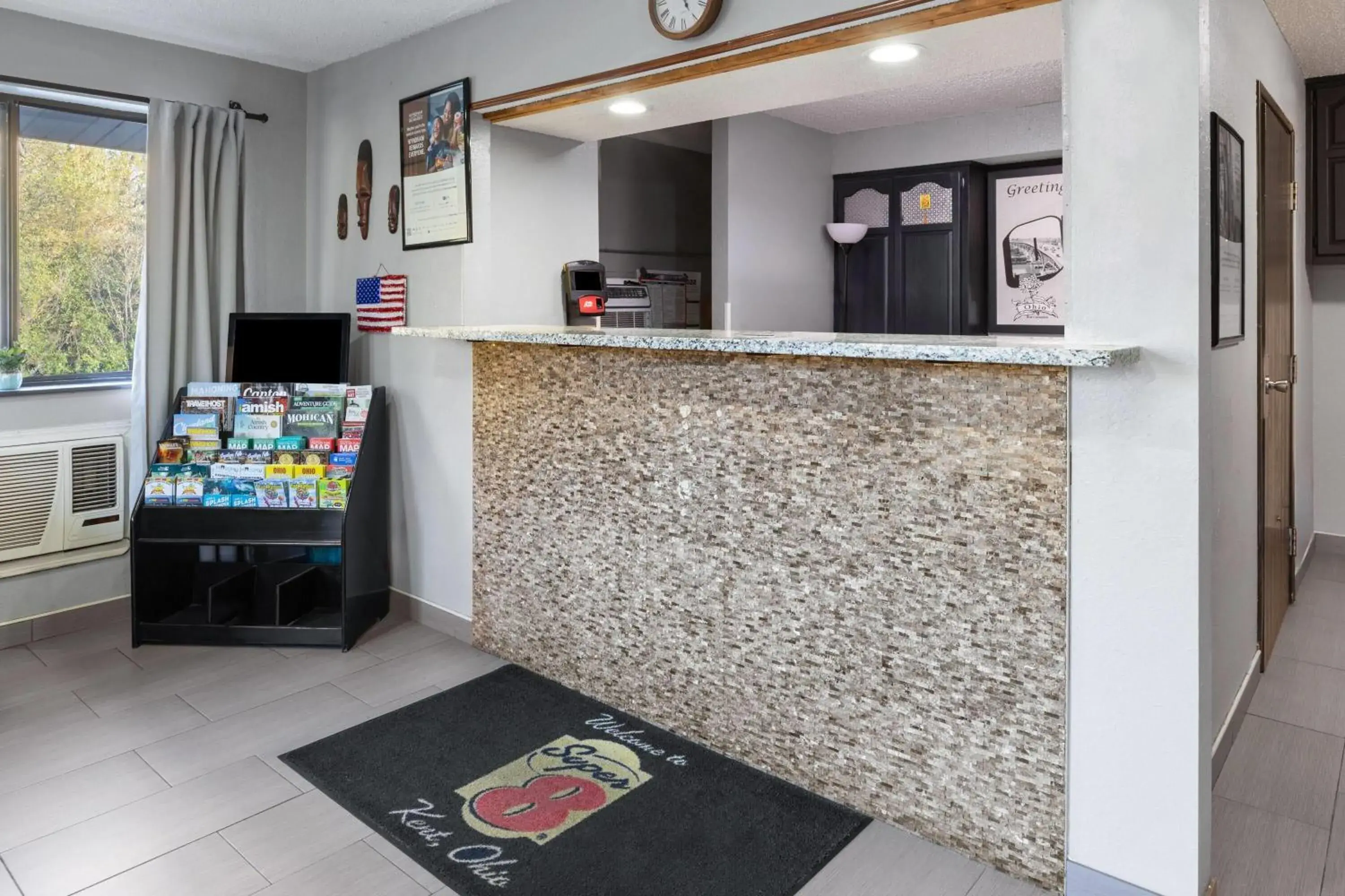 Lobby or reception in Super 8 by Wyndham Kent/Akron Area Lobby or reception in Super 8 by Wyndham Kent/Akron Area