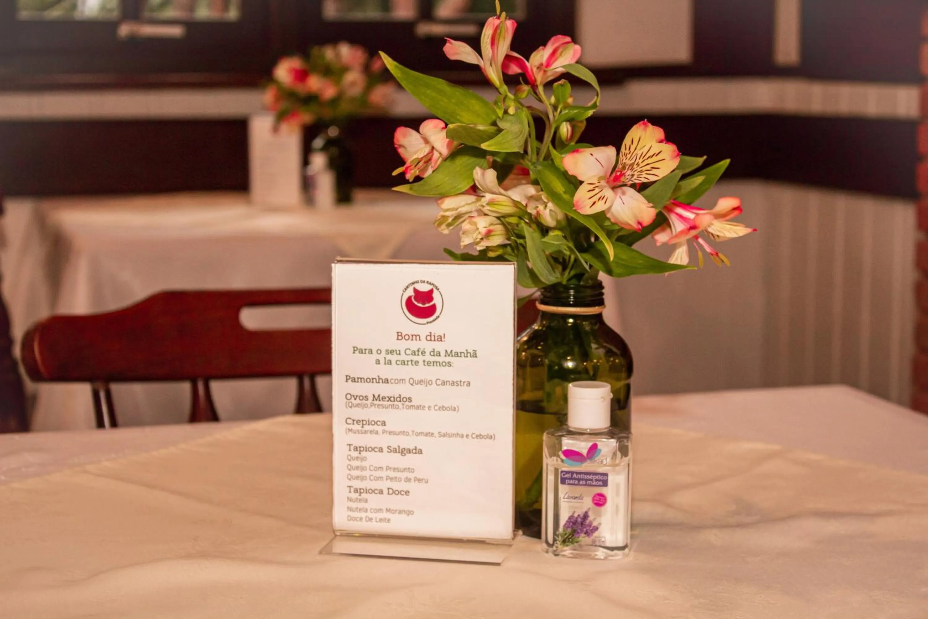 Restaurant/places to eat in Pousada O Cantinho da Raposa