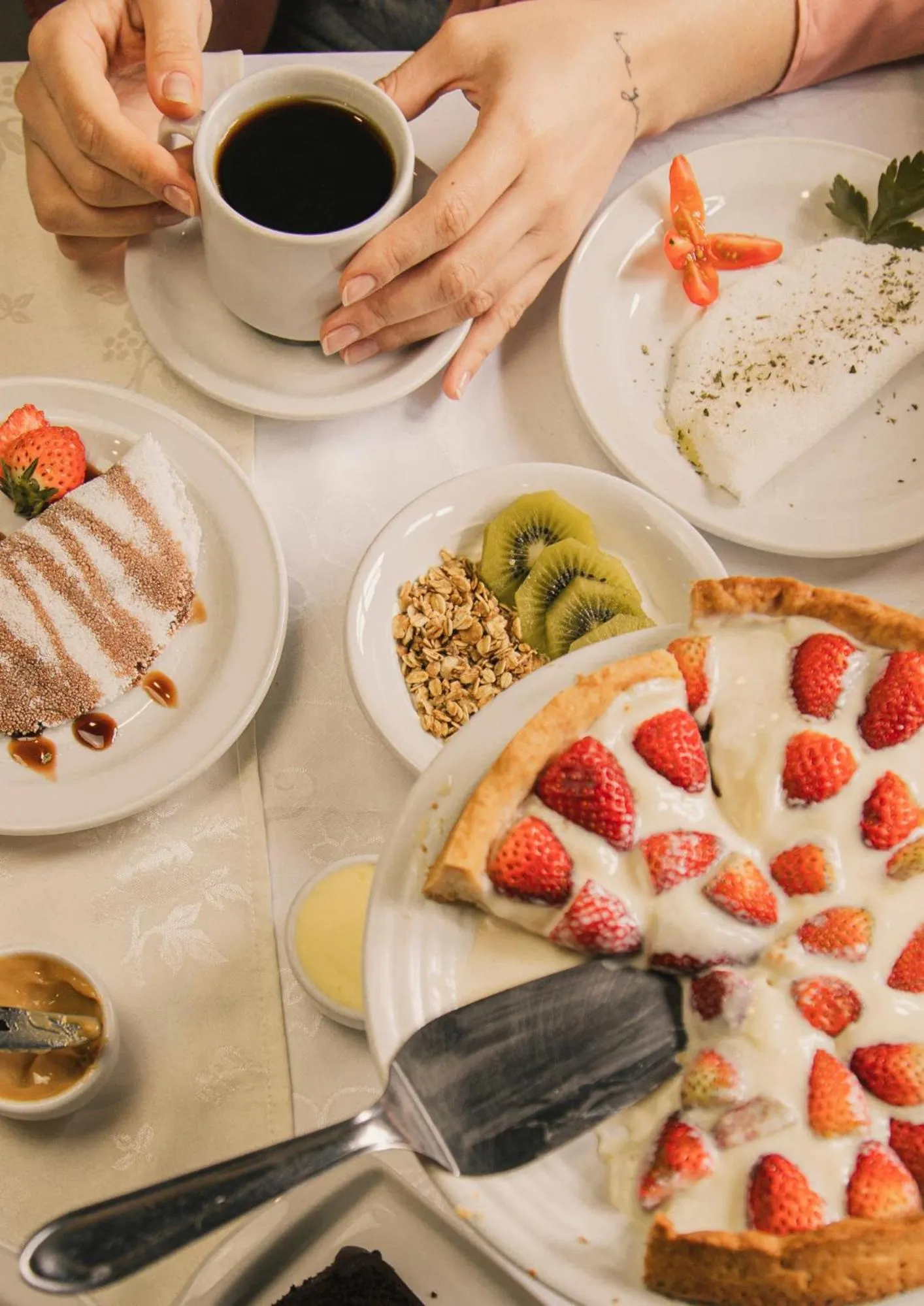 Food and drinks in Pousada O Cantinho da Raposa