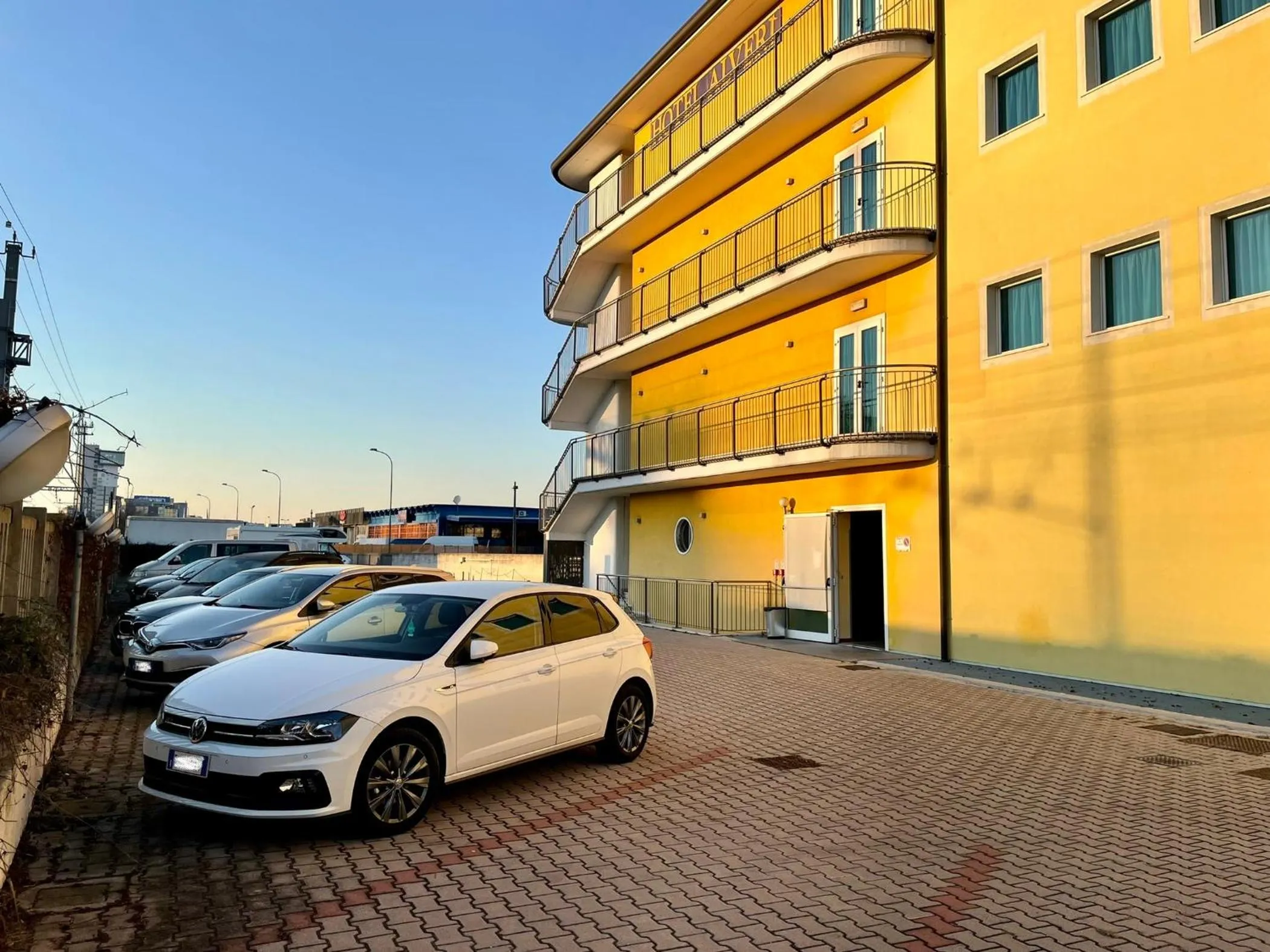 Parking in Hotel Alverì