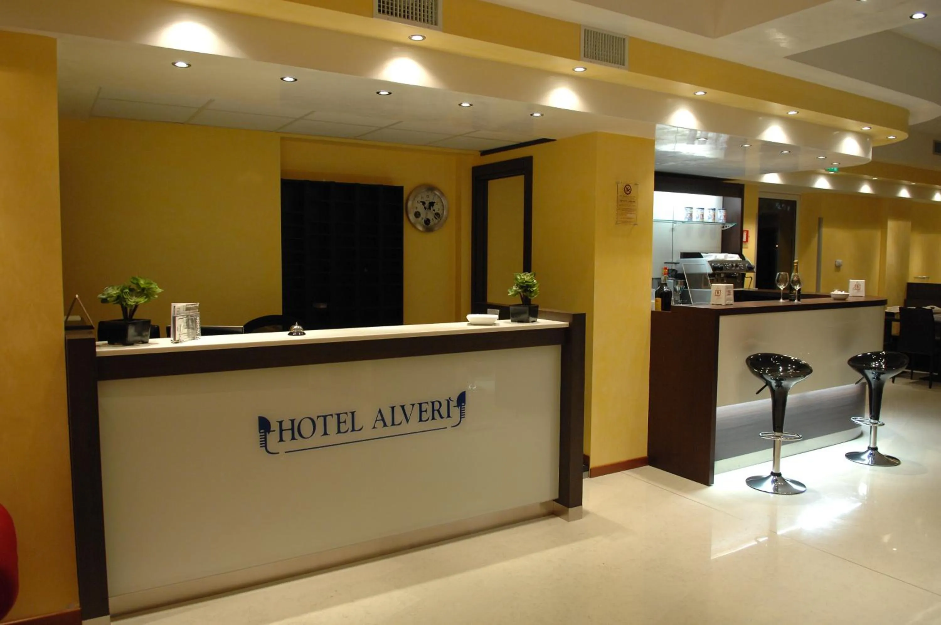 Lobby or reception in Hotel Alverì
