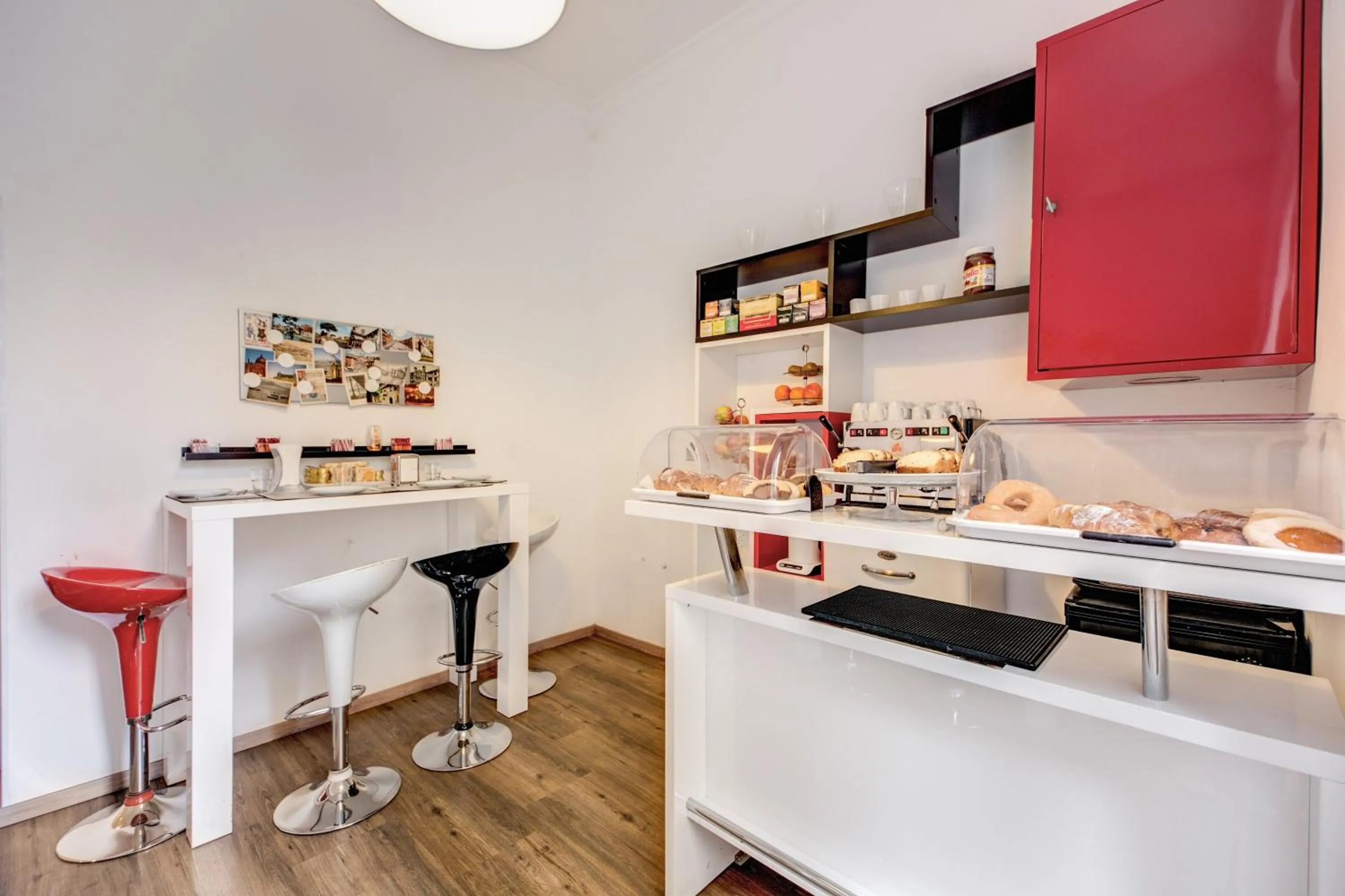 Dining area in Imperia Suite